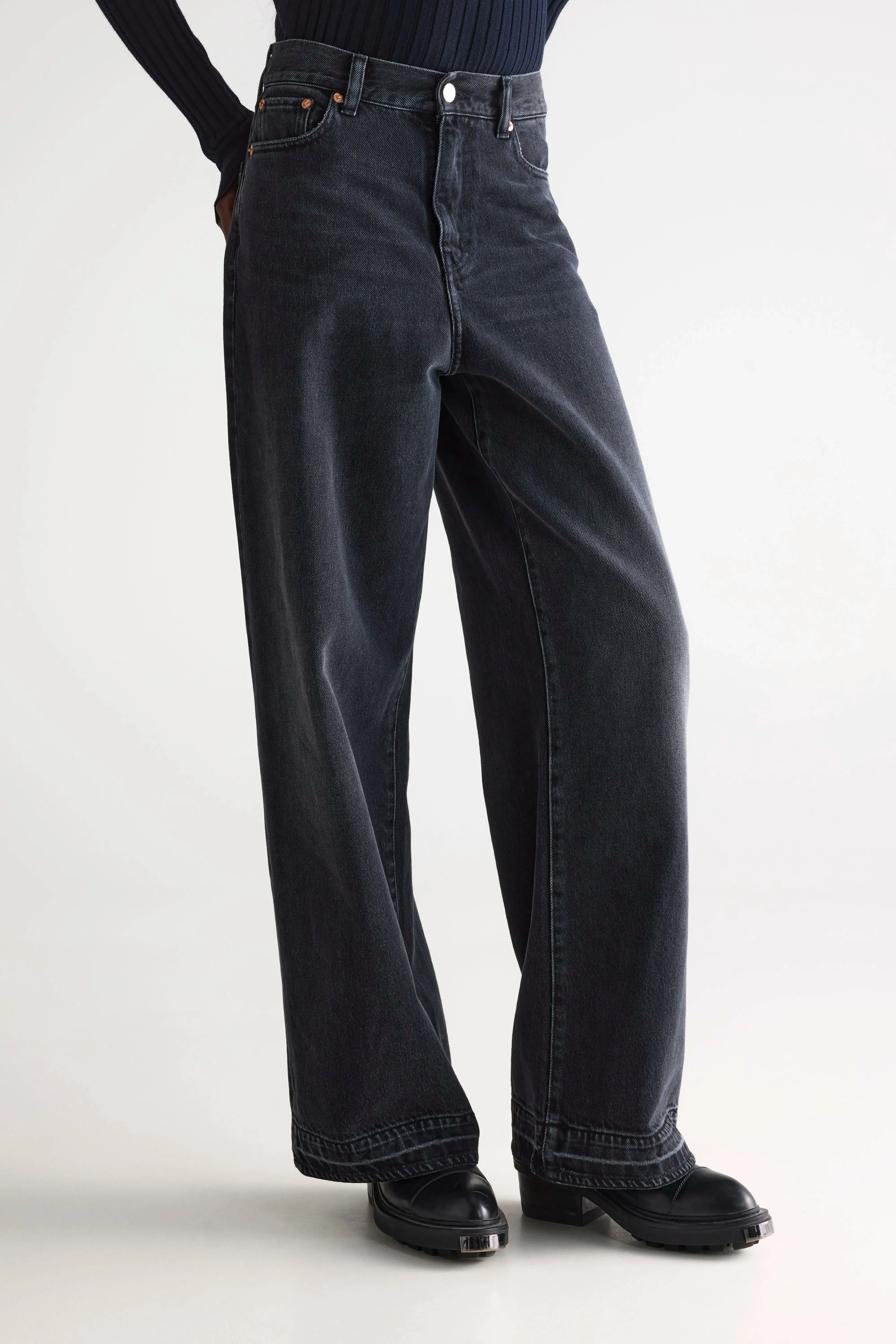 Denim N. 64 wide jeans (252 / W / USED BLACK) sold by Bellerose product image thumbnail 3