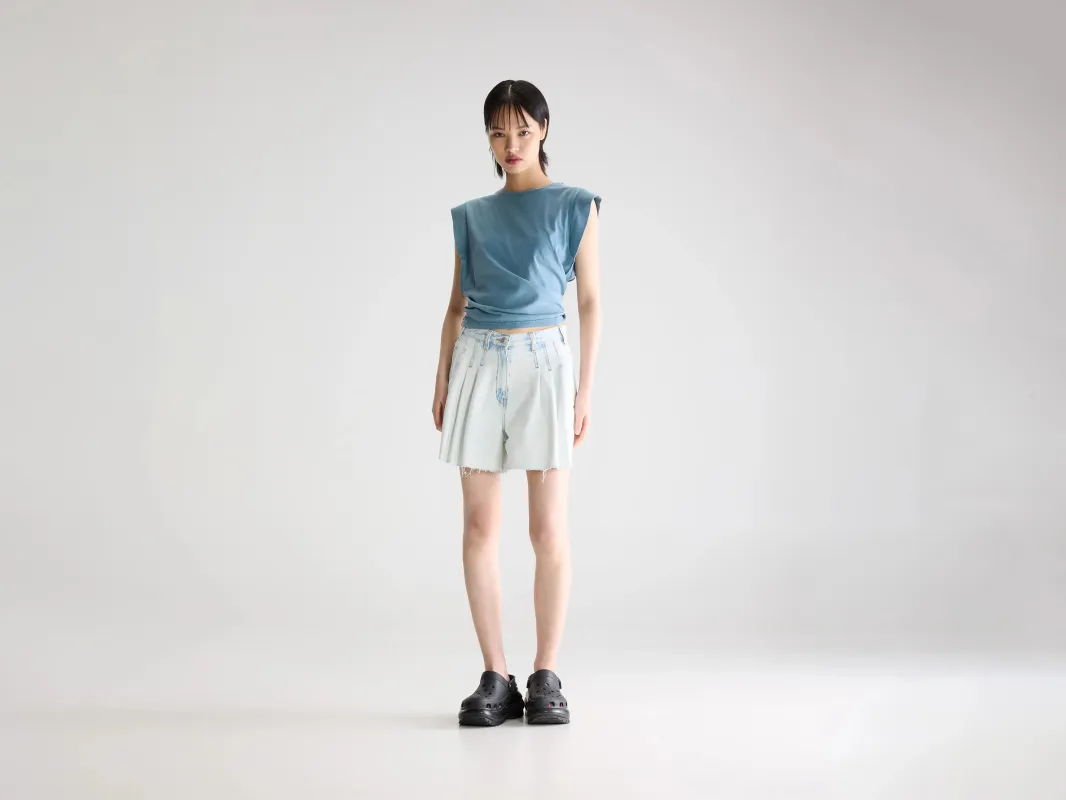 Presley wide denim shorts (261 / W / ICE BLEACH) sold by Bellerose