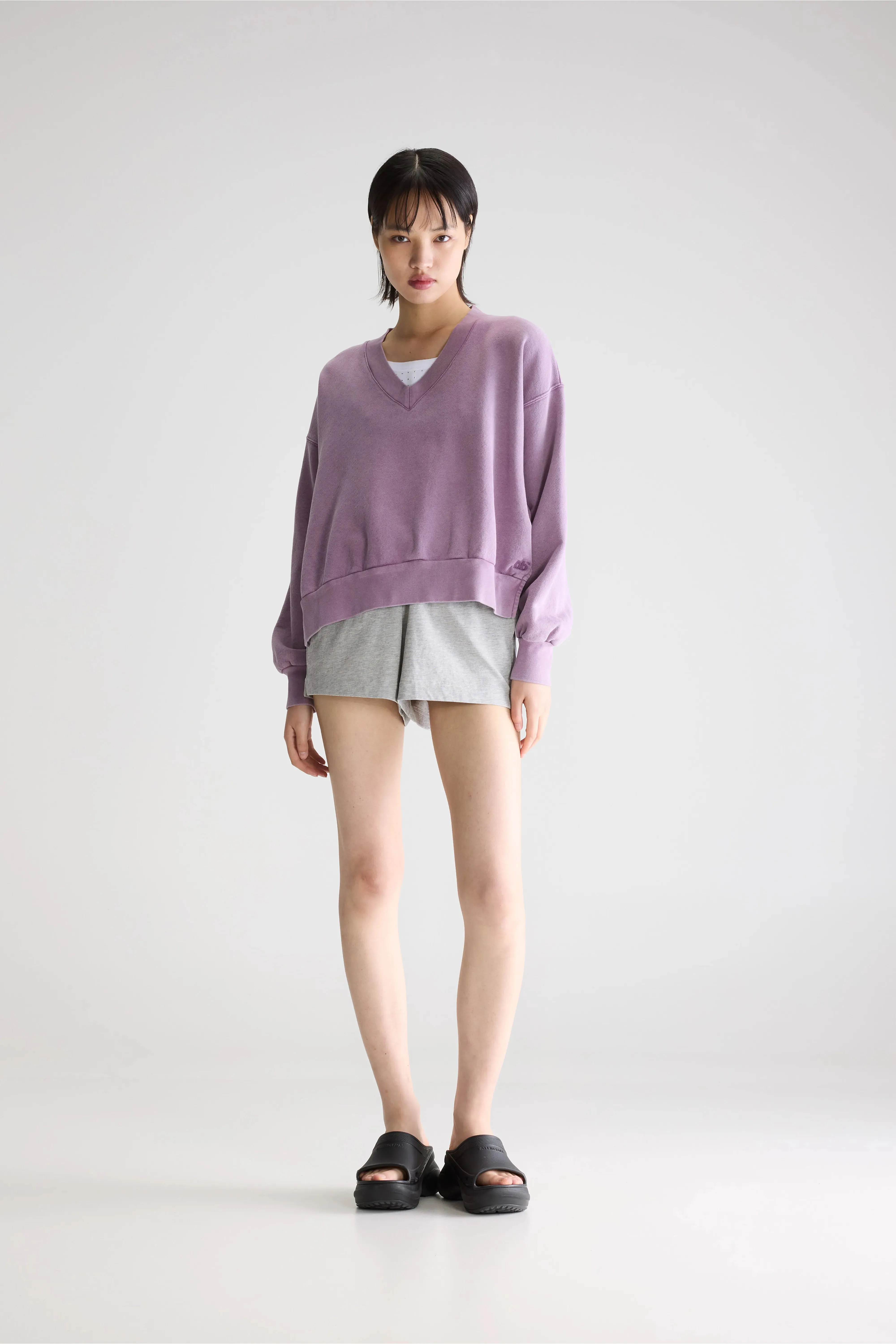 Varola v-neck sweatshirt (261 / W / CROCUS) sold by Bellerose product image thumbnail 3