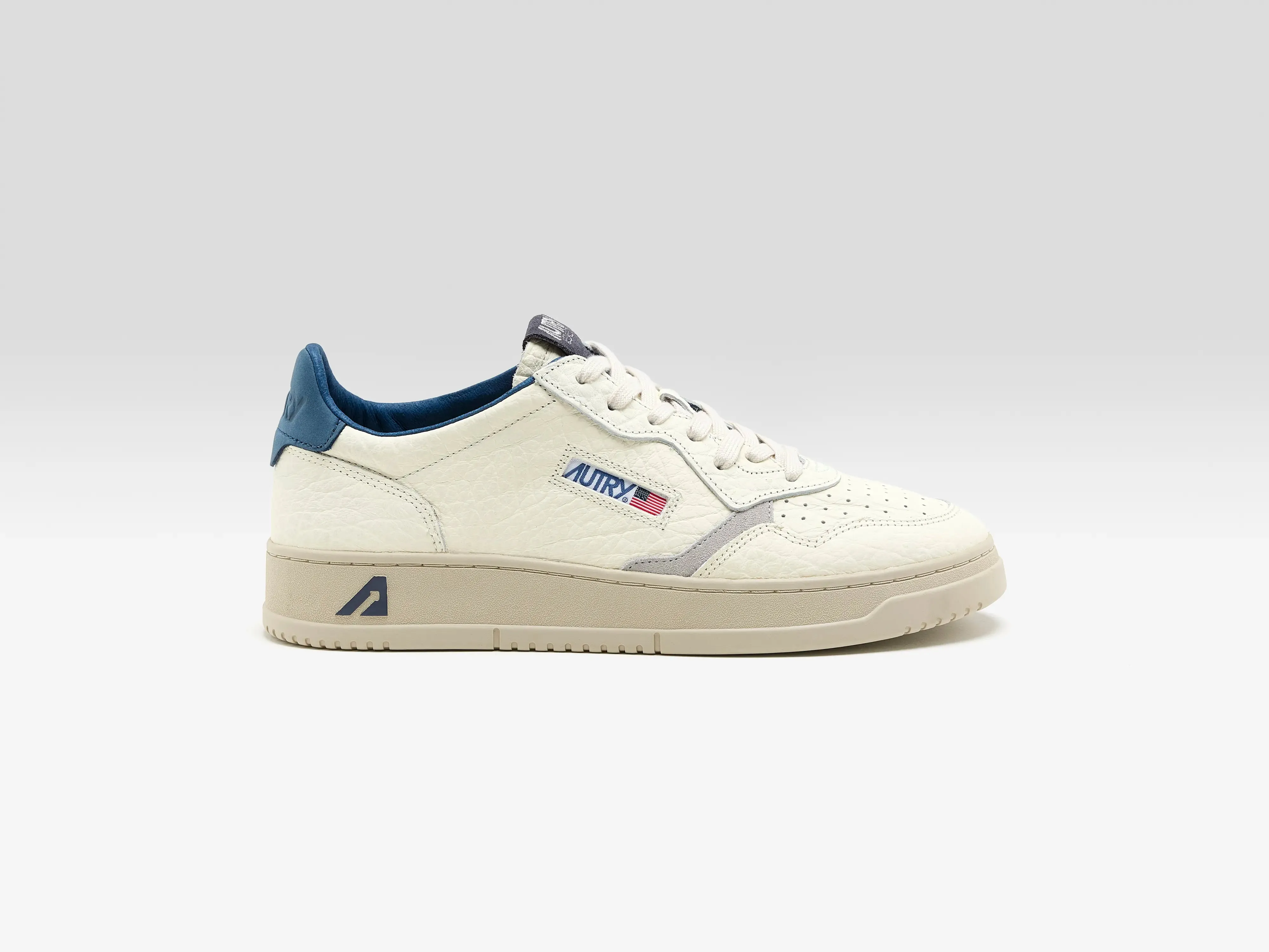 Medalist Low for Men (261 / M / BLUE NIGHTS) sold by Bellerose