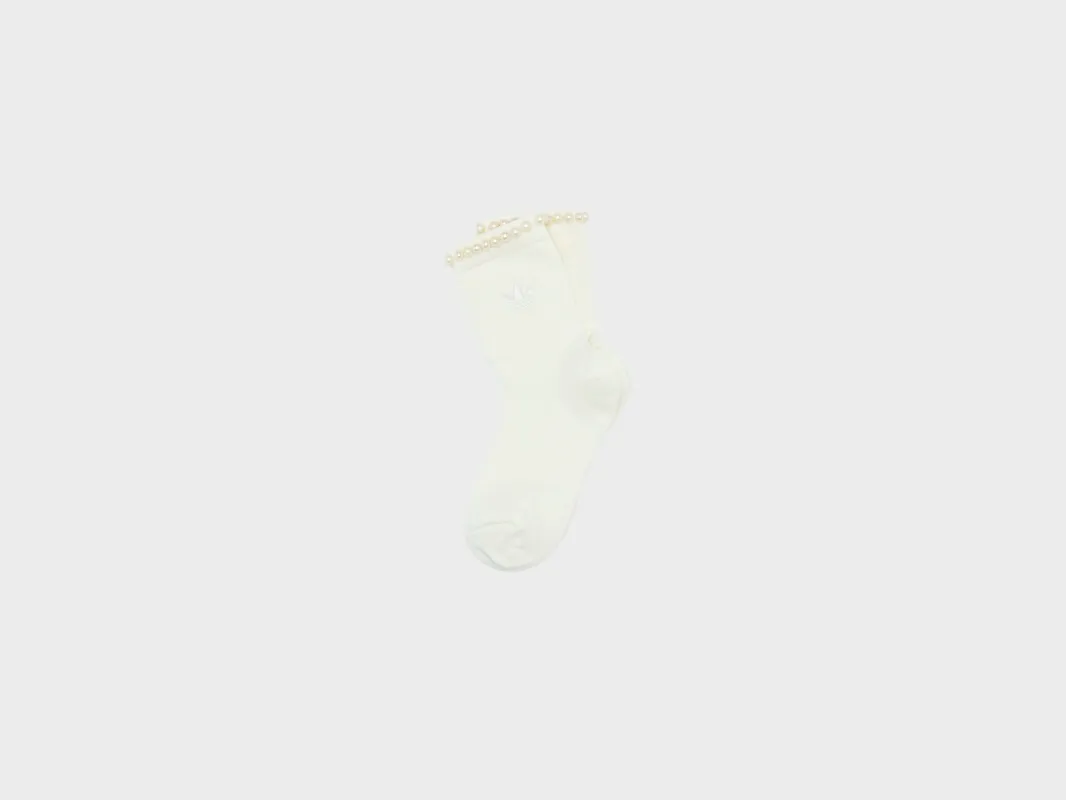 Pearls Crew Socks for Women  (261 / W / OFF WHITE) made by Adidas