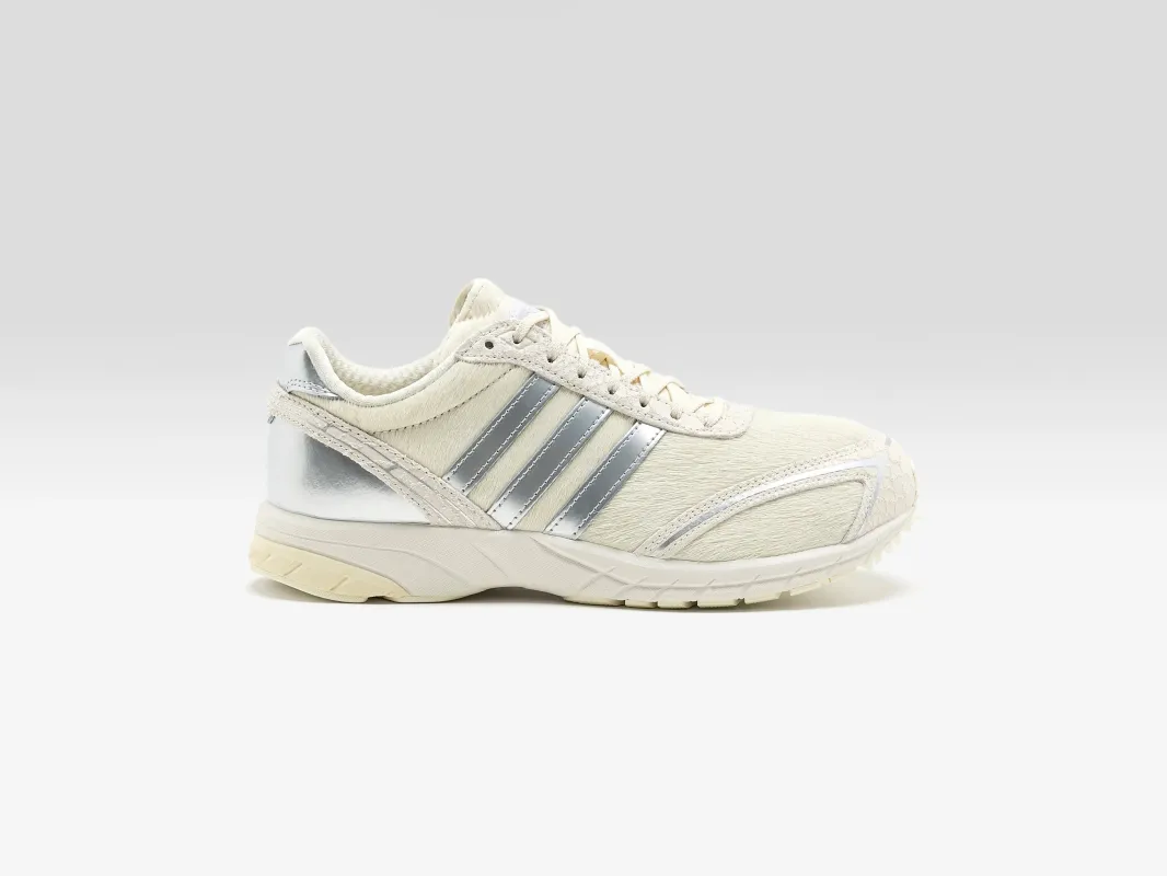 Adizero Adios OG for Women (261 / W / OFF WHITE) made by Adidas