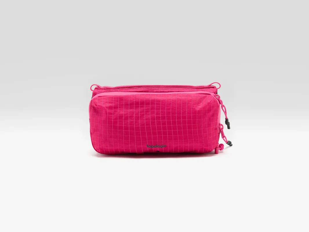 Bottle Sacoche (261 / W / PINK) made by Topologie