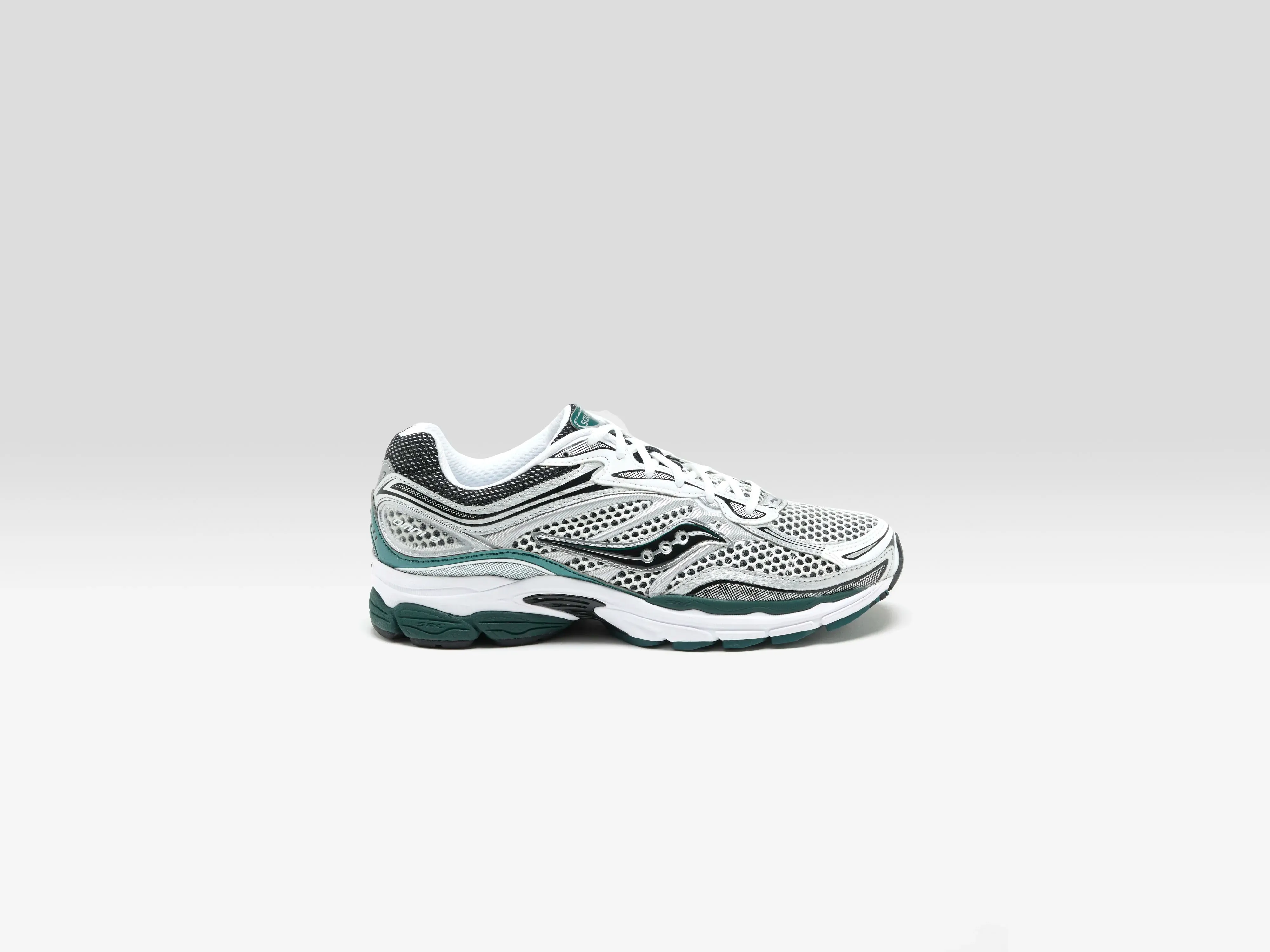 Progrid Omni 9 for Men (261 / M / PINE) sold by Bellerose