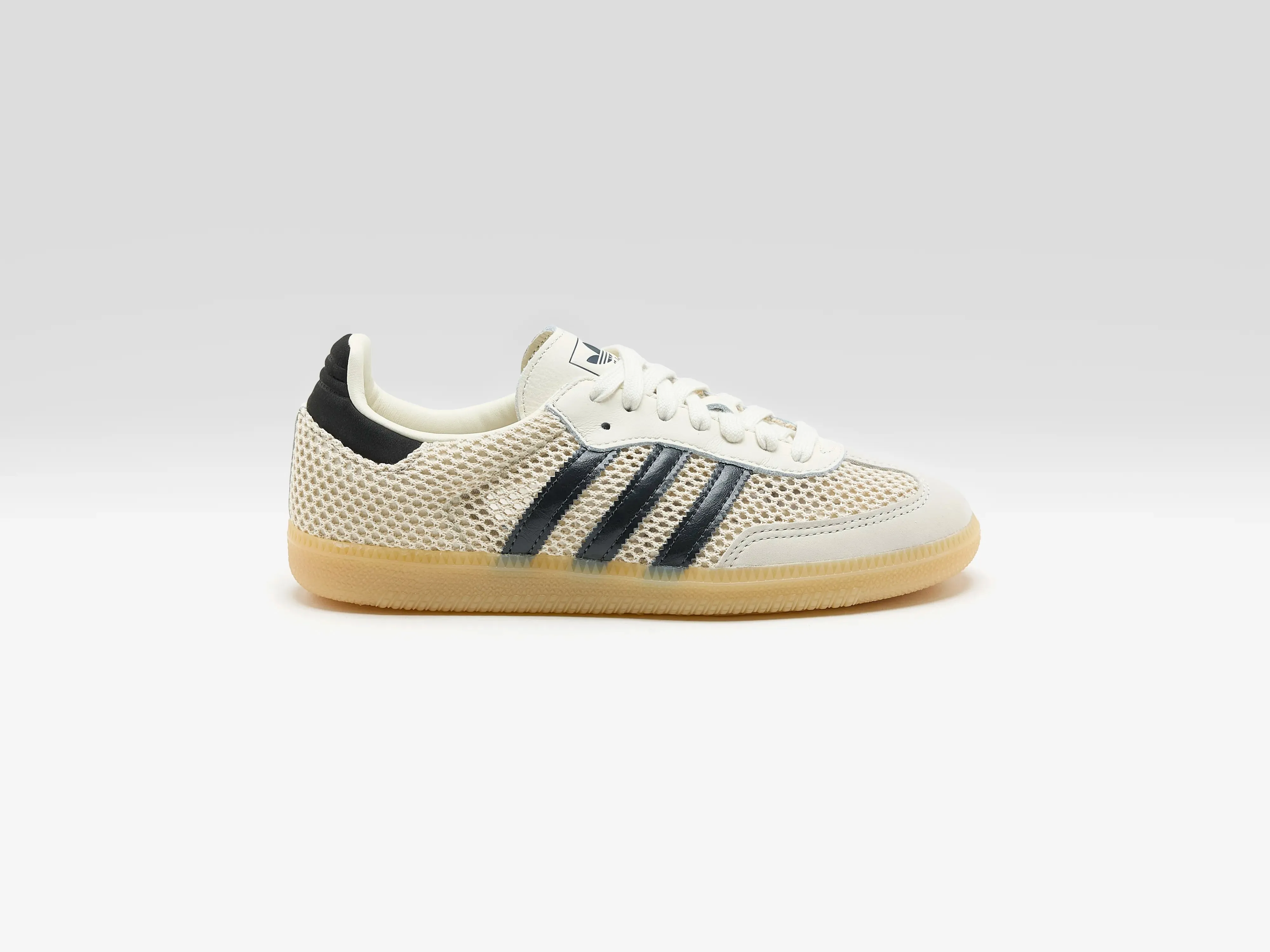 Samba OG for Women (261 / W / OFF WHITE) sold by Bellerose