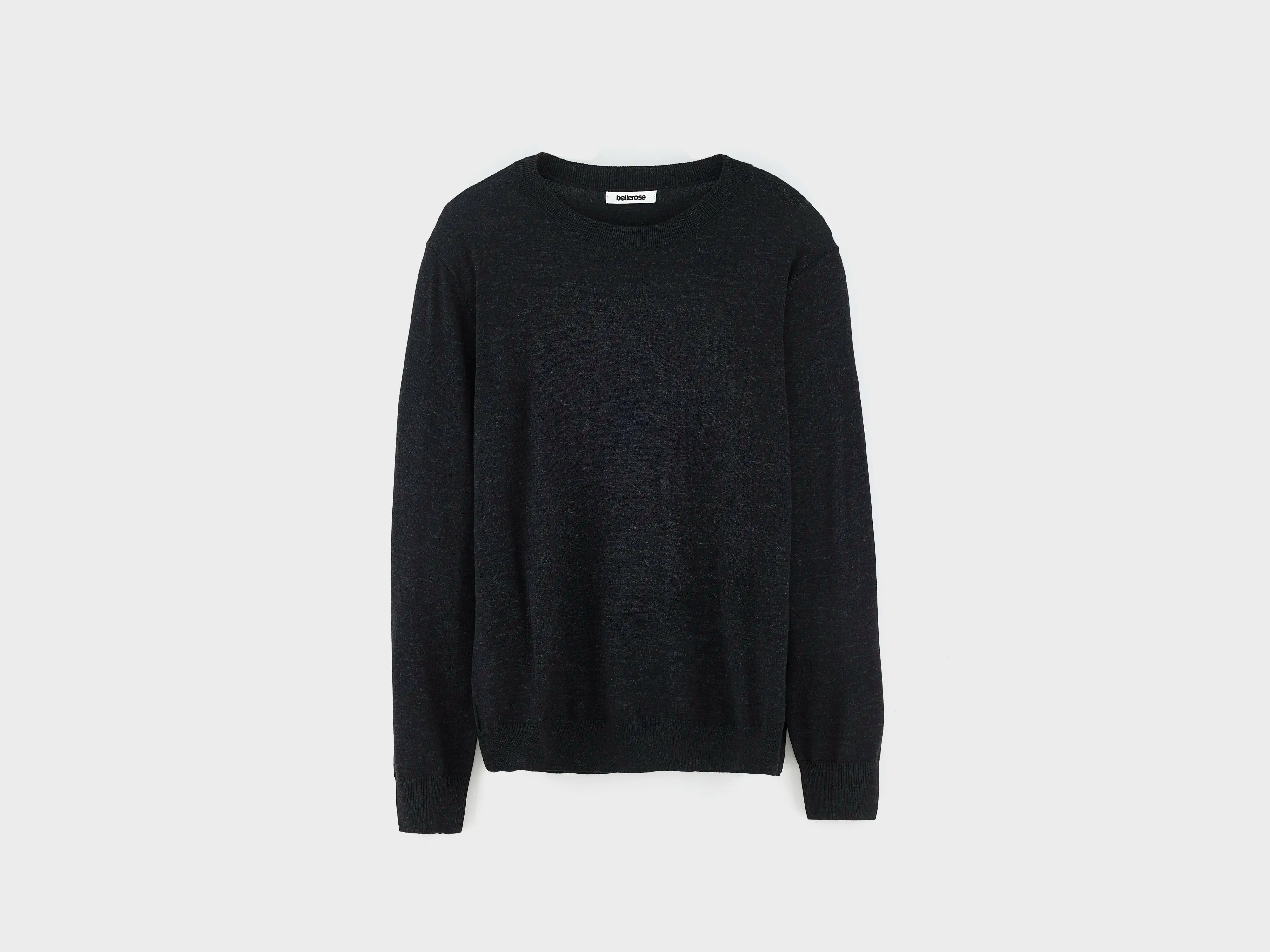 Dilles crewneck sweater (261 / M / CHARCOAL) sold by Bellerose