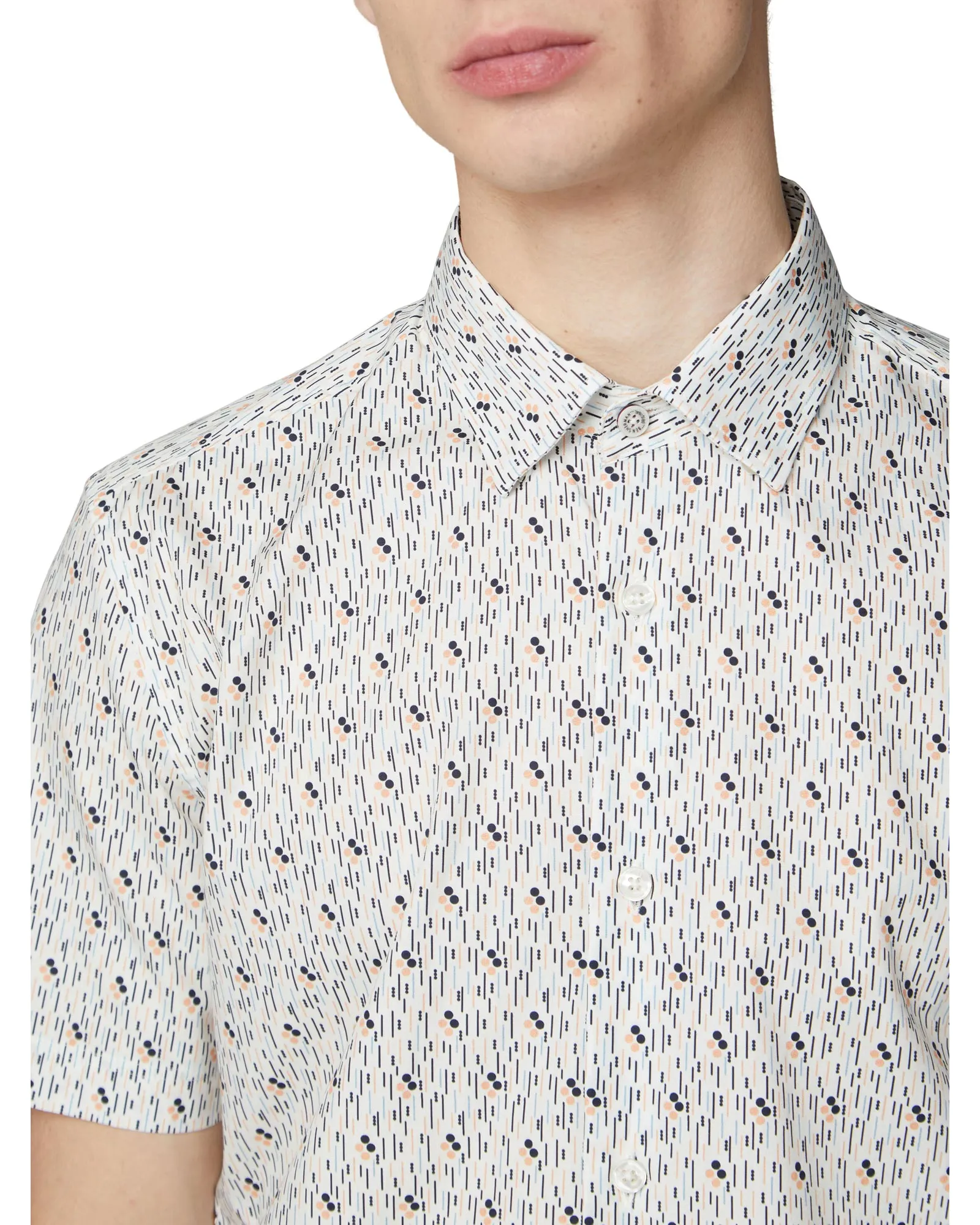 Short-Sleeve Digi Print Shirt - Snow White sold by Ben Sherman product image thumbnail 3