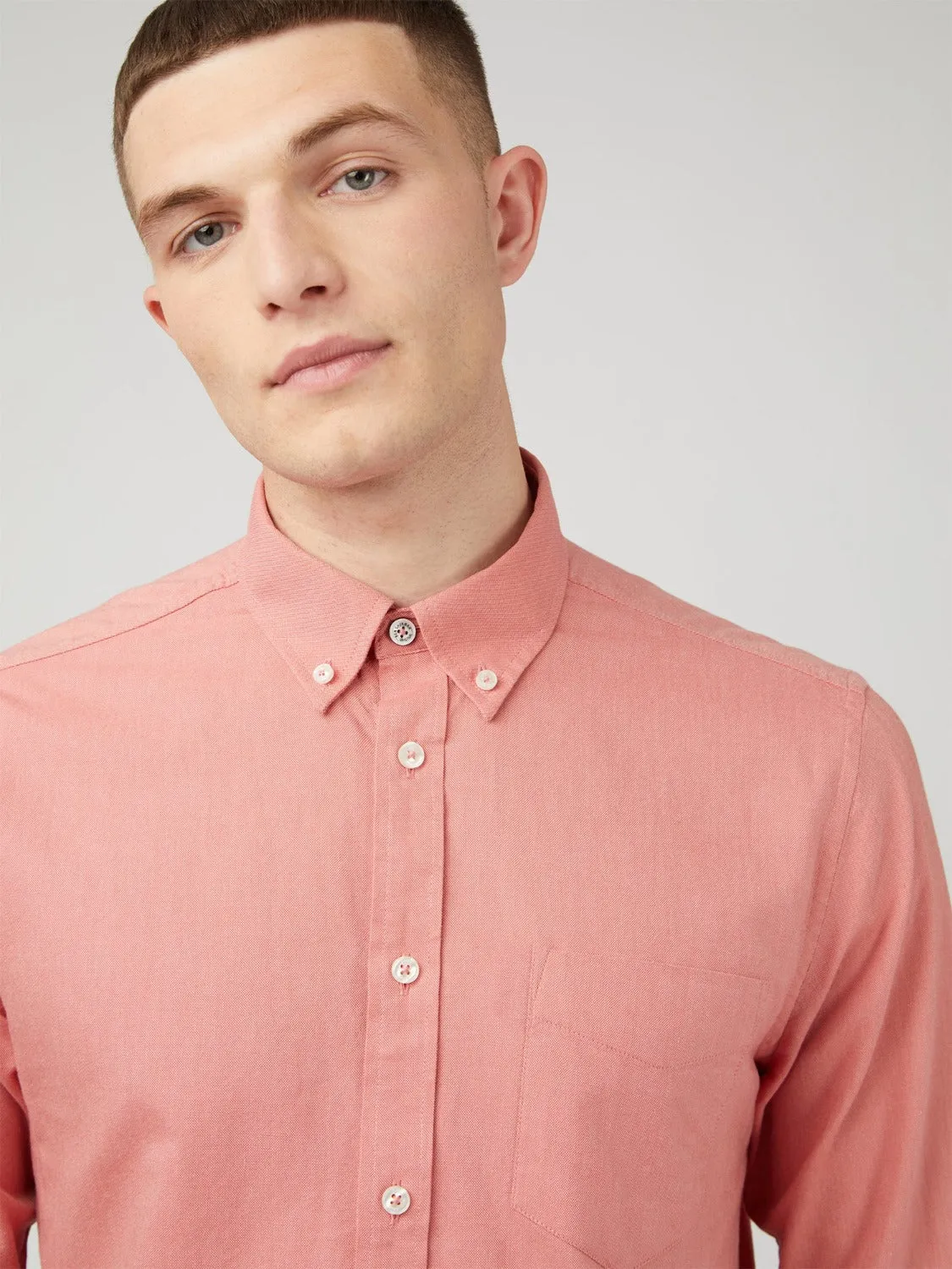 Signature Organic Oxford Shirt - Raspberry sold by Ben Sherman product image thumbnail 4