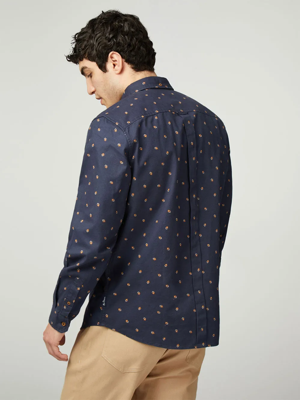 Scattered Geo Print Brushed Twill - Mood Indigo sold by Ben Sherman product image thumbnail 3