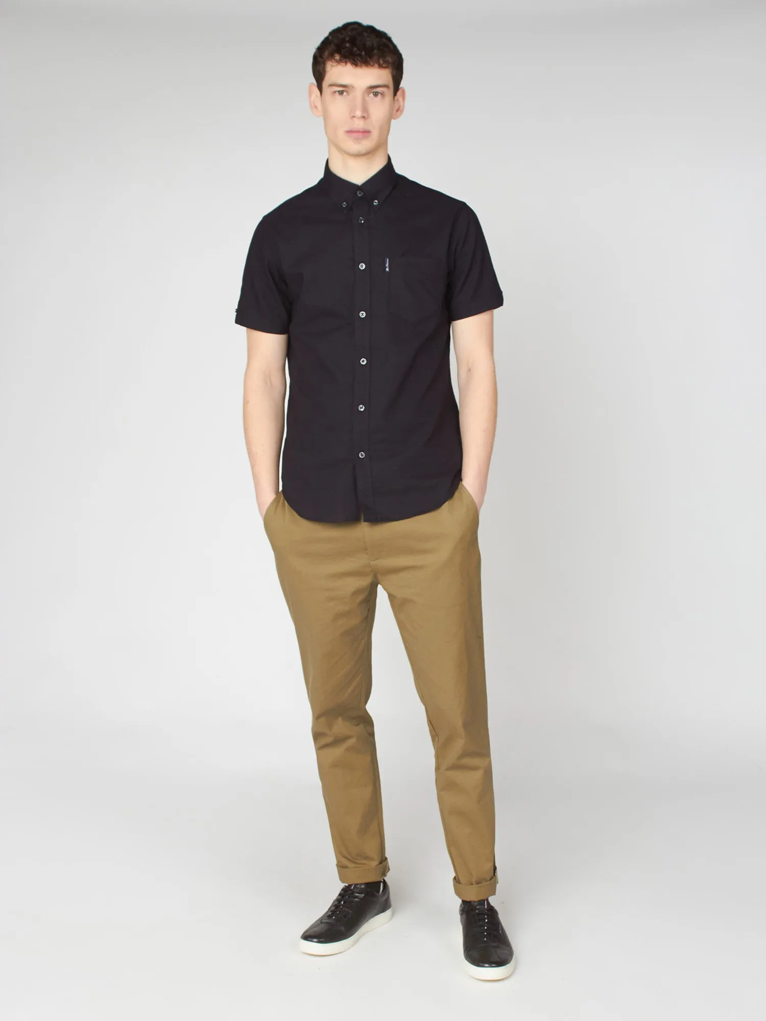 Short-Sleeve Signature Oxford Shirt - Barely Black sold by Ben Sherman product image thumbnail 4