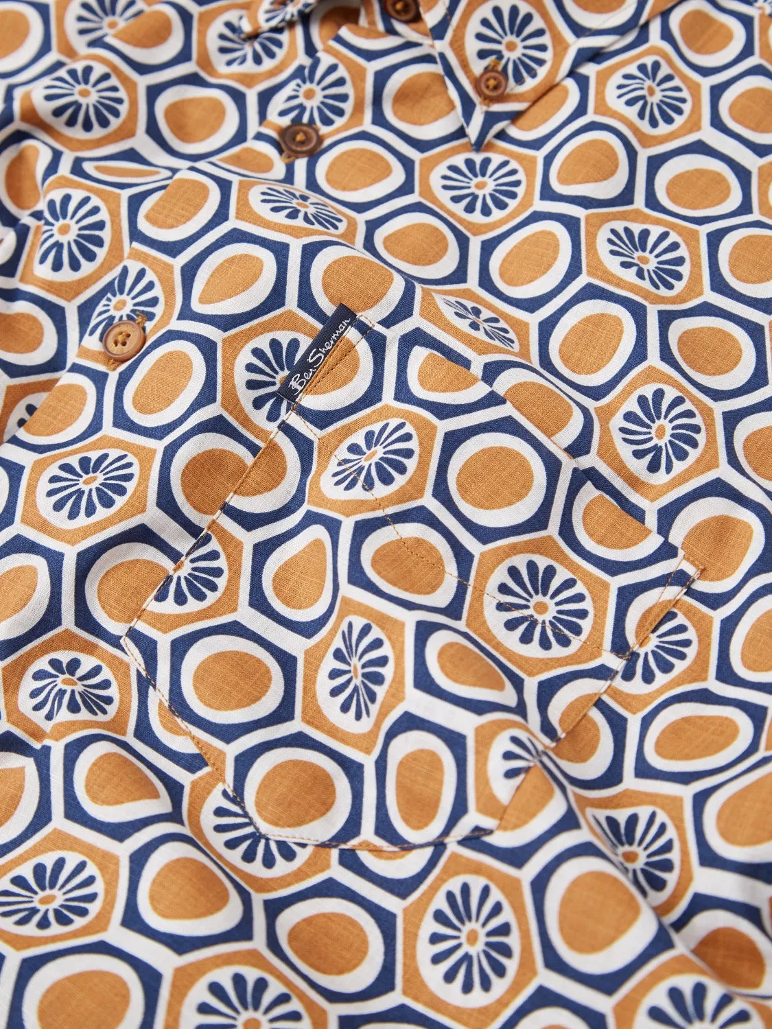 Retro Floral Print Short-Sleeve Shirt sold by Ben Sherman product image thumbnail 3