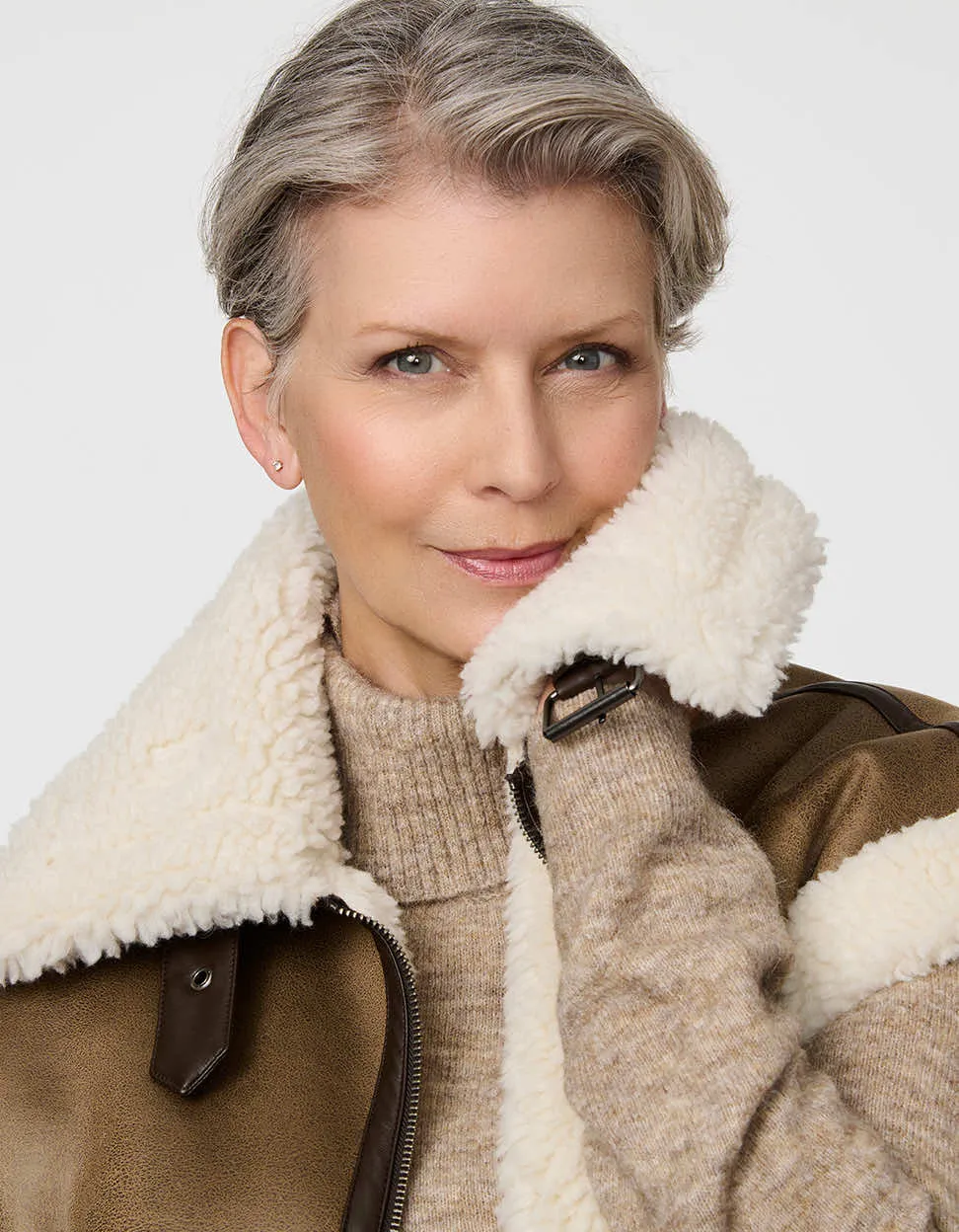 Hudson Sherpa Vest sold by Bernardo product image thumbnail 2