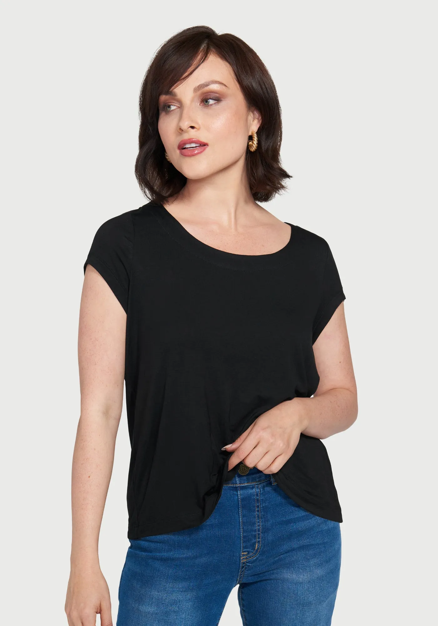 Essential Scoop Short Sleeve (Black) sold by Betabrand