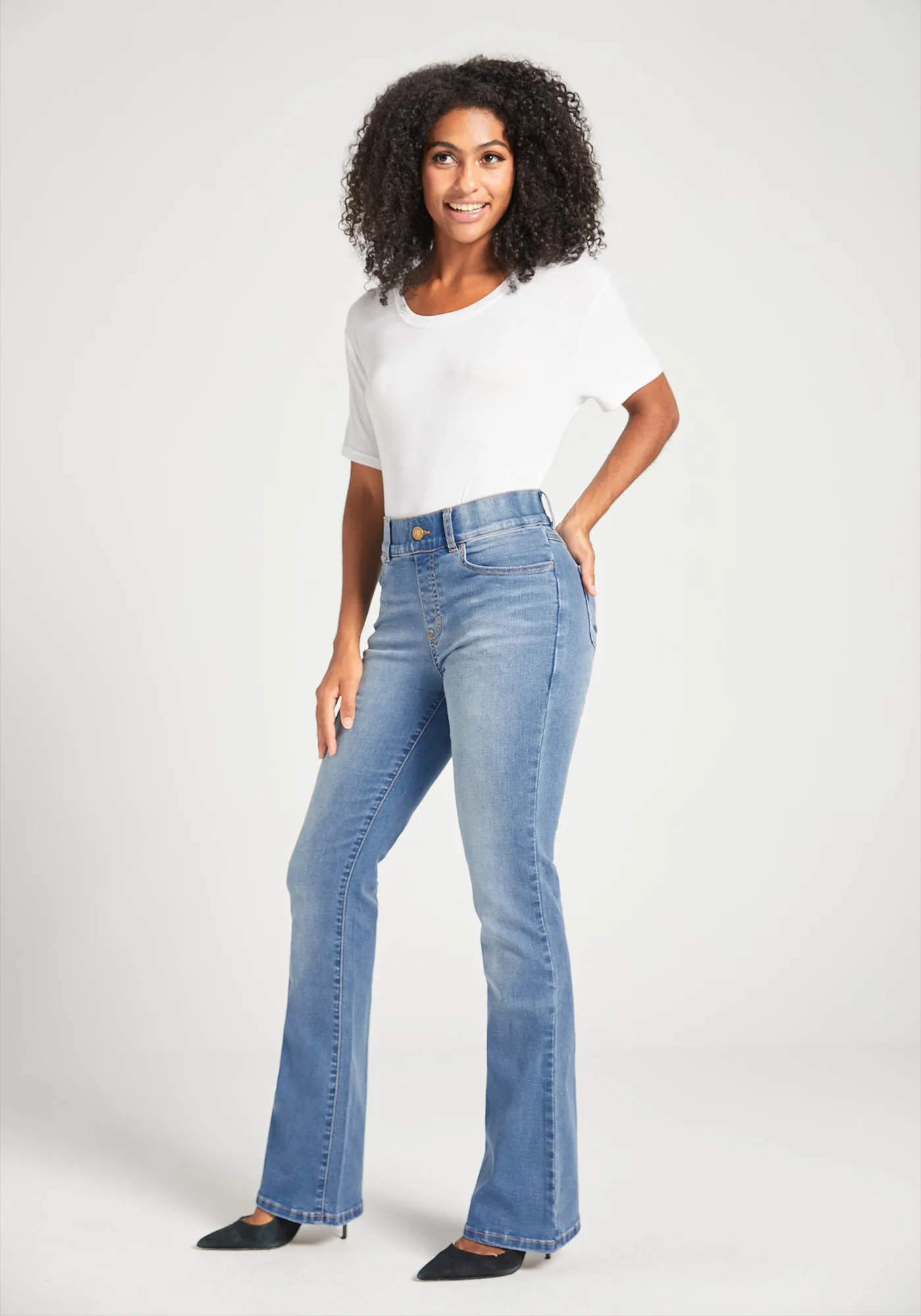 Signature Mid-Rise Denim | Bootcut (Sonora Wash) sold by Betabrand product image thumbnail 3