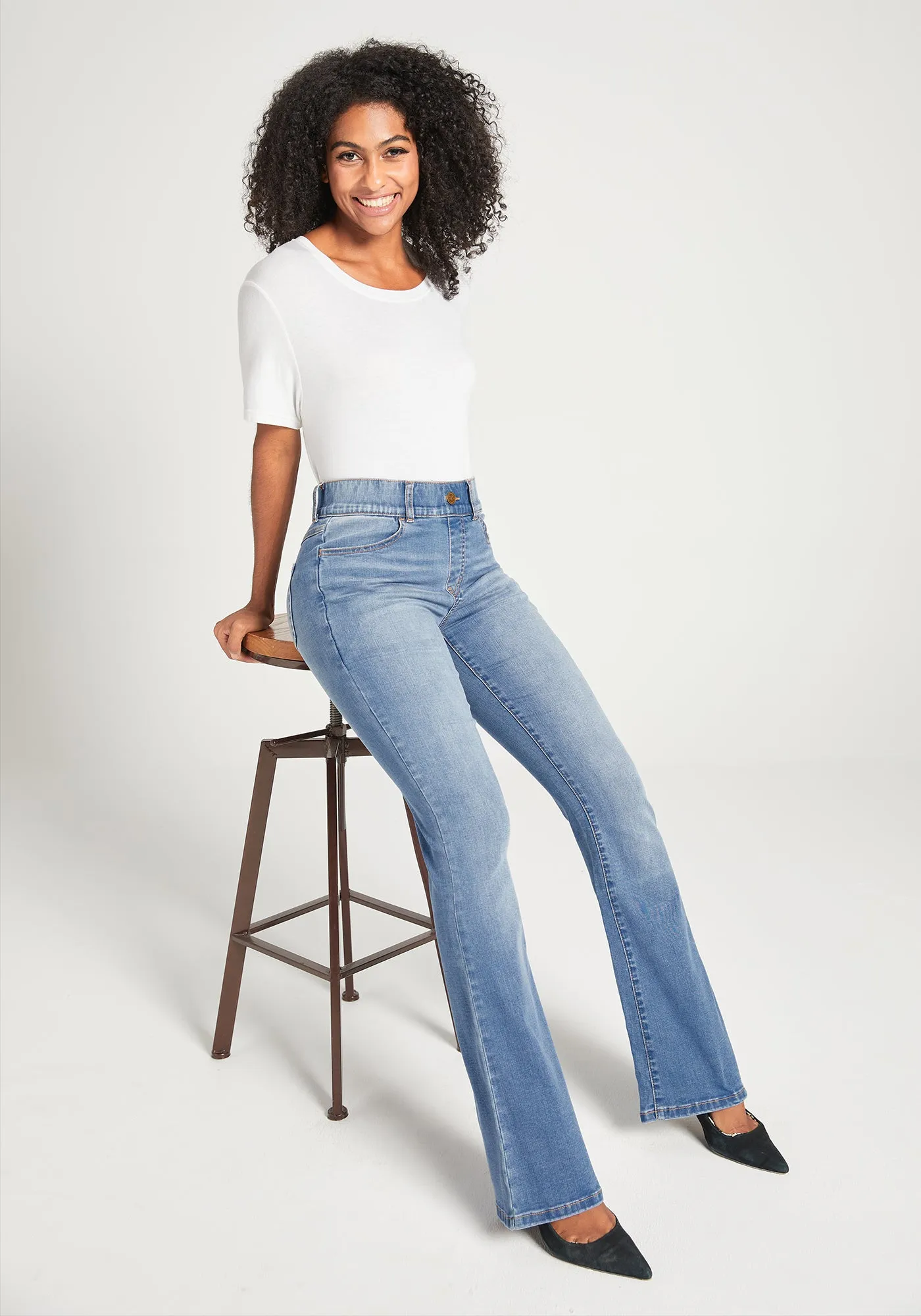 Signature Mid-Rise Denim | Bootcut (Sonora Wash) sold by Betabrand product image thumbnail 5