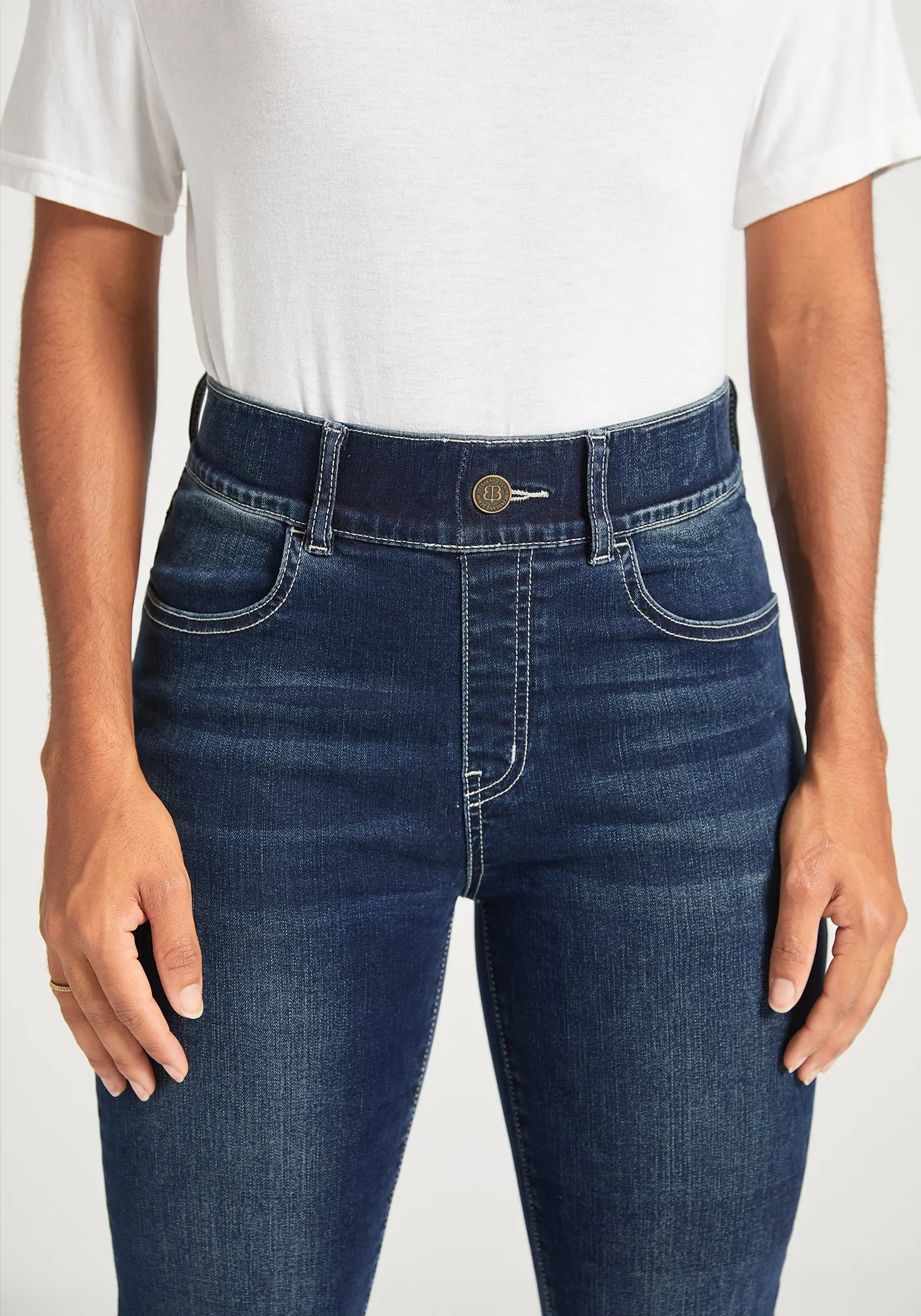 Signature Mid-Rise Denim | Bootcut (Roma Wash) sold by Betabrand product image thumbnail 4