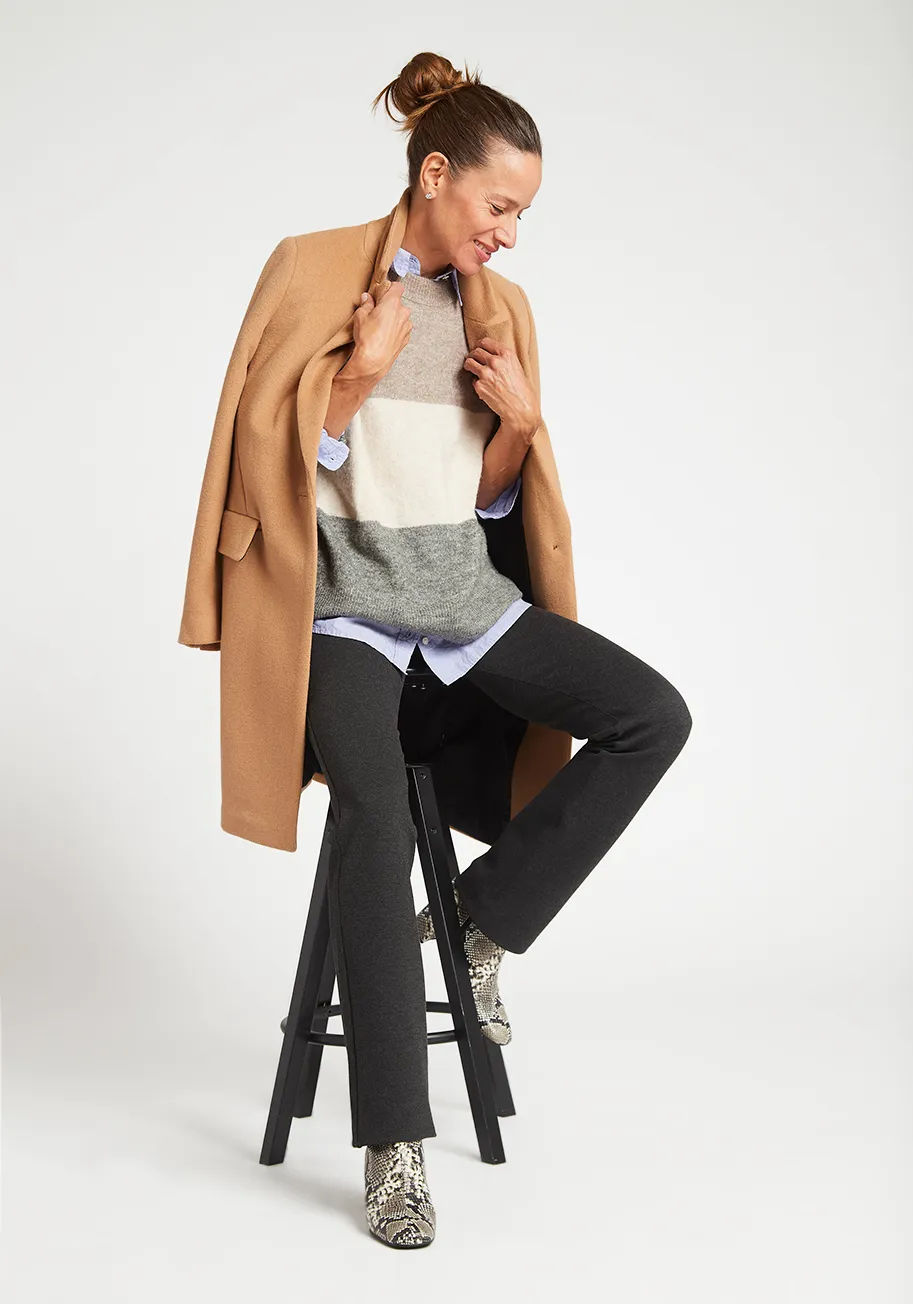 Straight-Leg | Two-Pocket Dress Pant Yoga Pants (Charcoal) sold by Betabrand product image thumbnail 4