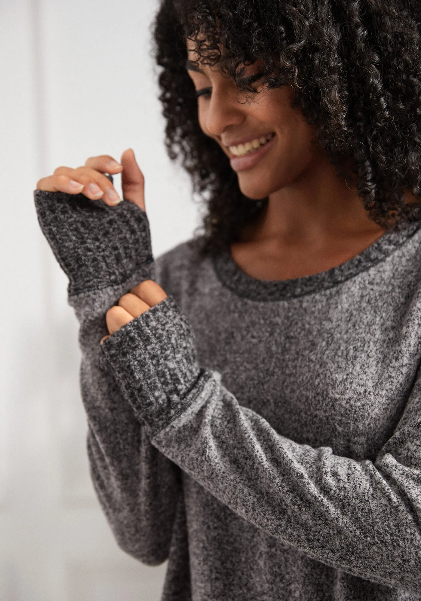 UltraEase Scoop Long Sleeve (Charcoal) sold by Betabrand