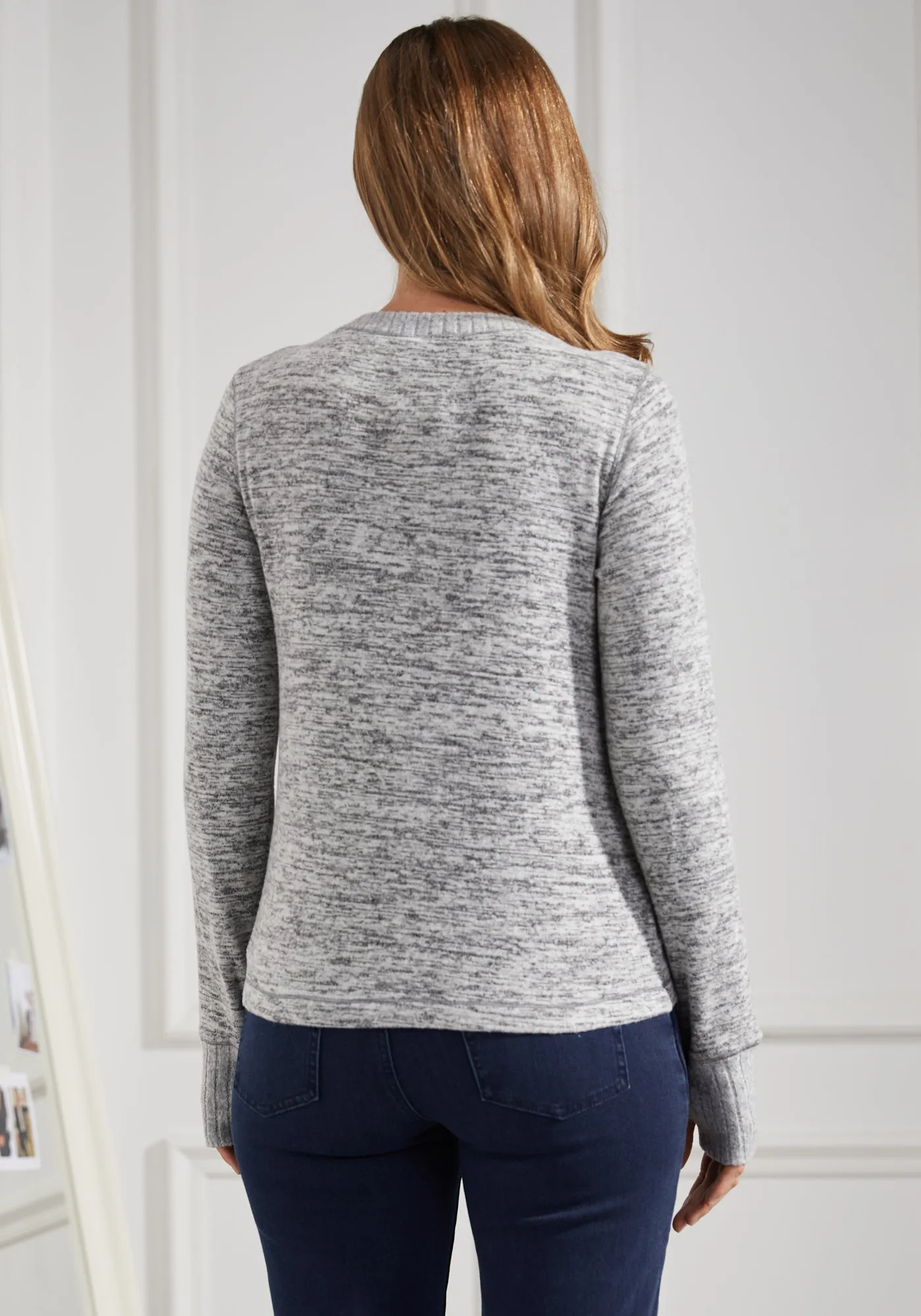 UltraEase Scoop Long Sleeve (Heather Charcoal) sold by Betabrand product image thumbnail 3