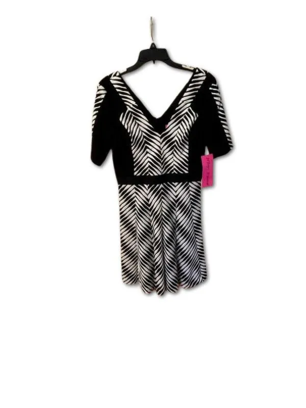 Betsey Johnson Black and White Graphic Print Dress | RE:LUV sold by Betsey Johnson