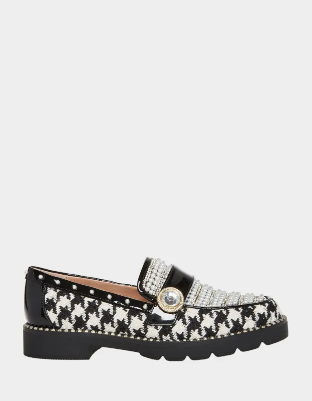 MARIAM BLACK/WHITE sold by Betsey Johnson
