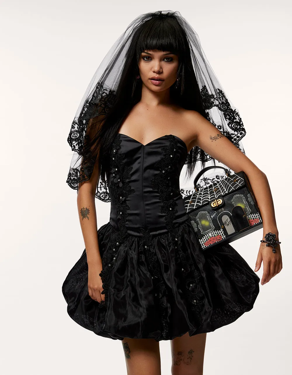 ★Betsey Johnson★ハロウィン新作★KITSCH お化け屋敷★バッグ ☆Betsey Johnson☆ハロウィン新作☆KITSCH お化け屋敷☆バッグ