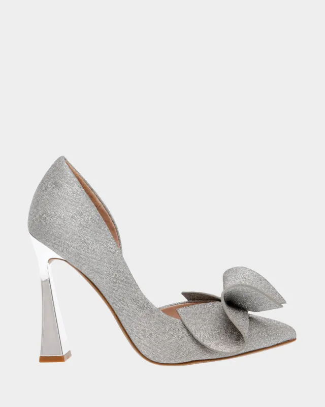 NOBBLE SILVER sold by Betsey Johnson