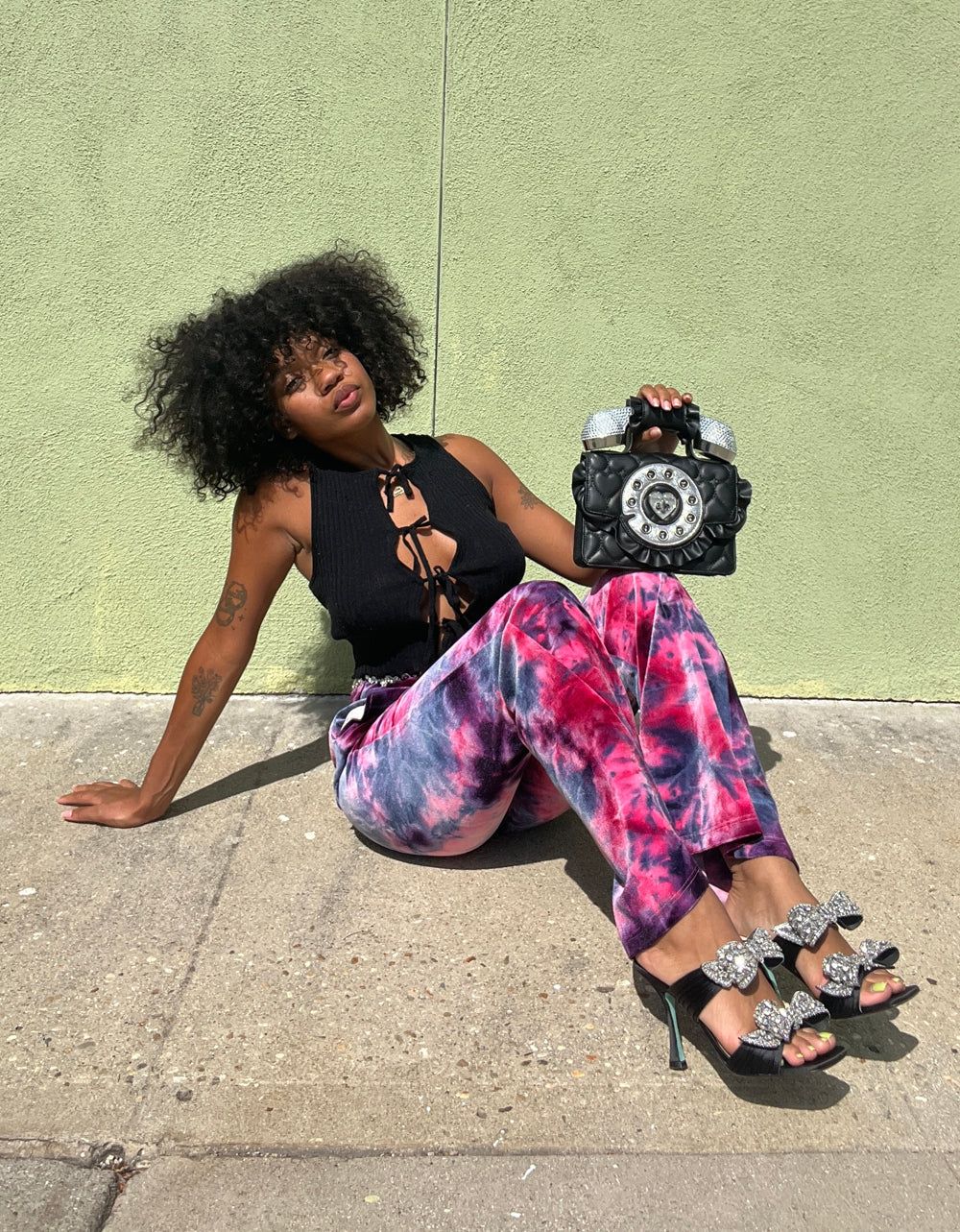 KITSCH RUFFLE PHONE BAG BLACK sold by Betsey Johnson product image thumbnail 3