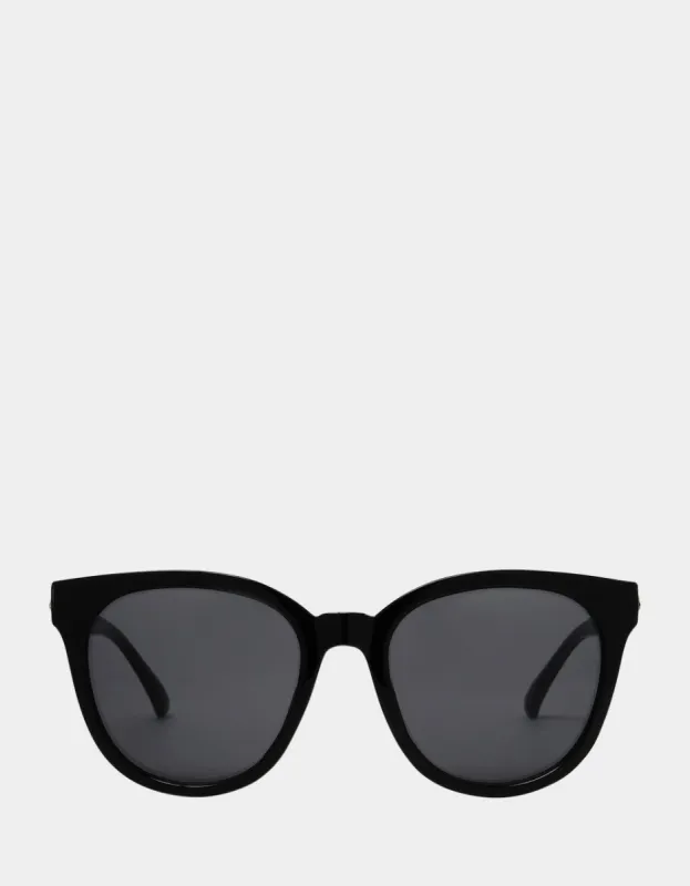 BETSEYS CRYSTAL SKULL SUNNIES BLACK sold by Betsey Johnson