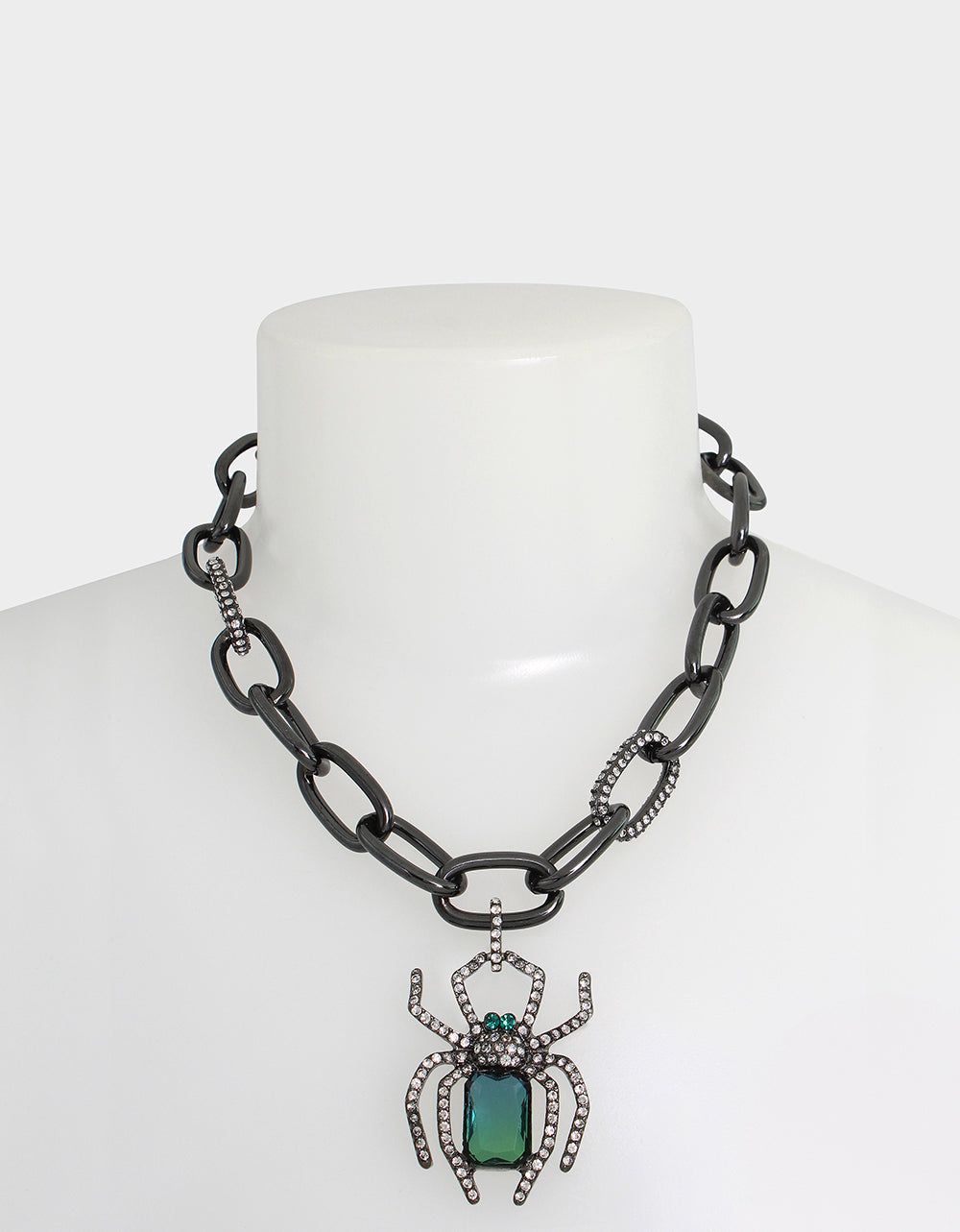 RICH WITCH SPIDER PENDANT NECKLACE GREEN sold by Betsey Johnson product image thumbnail 4