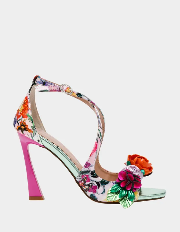 MIKAH PALE PINK FLORAL made by Betsey Johnson