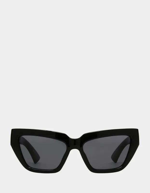 OBSIDIAN VIBE SUNNIES BLACK sold by Betsey Johnson