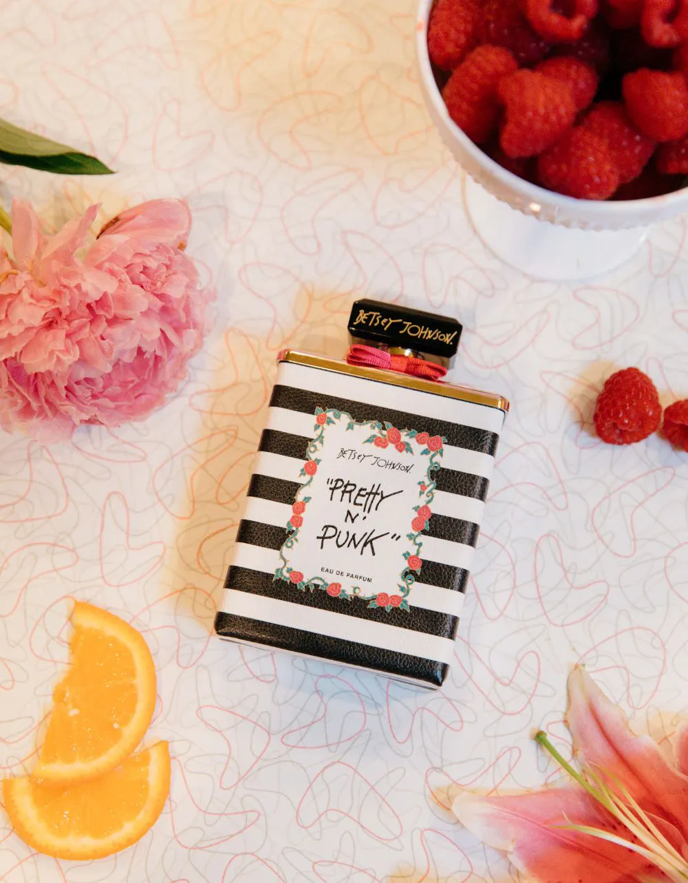 PRETTY N PUNK EAU DE PARFUM PINK sold by Betsey Johnson product image thumbnail 3