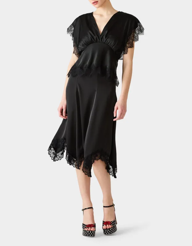 LACE LINES TOP BLACK made by Betsey Johnson