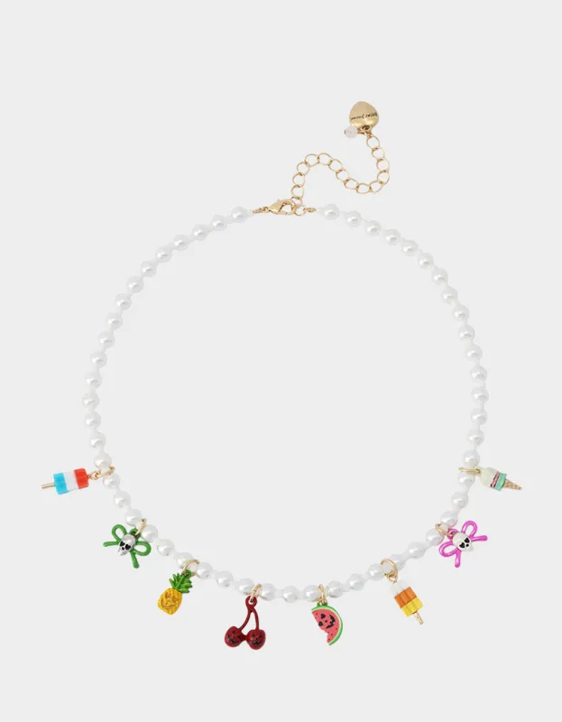 SUMMERWEEN CHARM FRONTAL NECKALCE PEARL made by Betsey Johnson