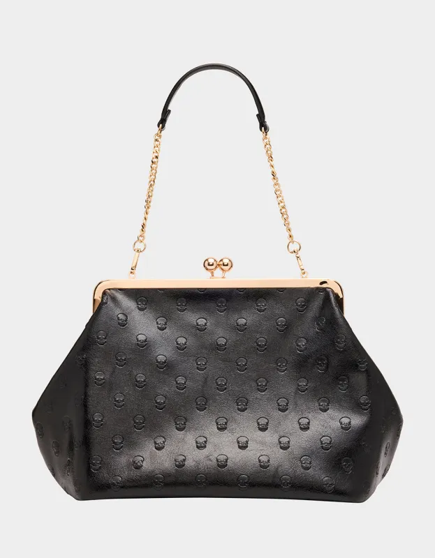 OVERSIZE CLUTCH BLACK made by Betsey Johnson