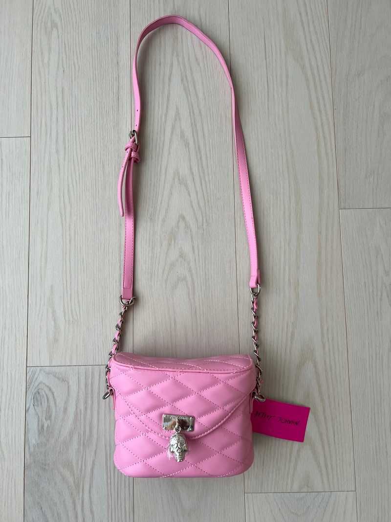 Viola Skull Crossbody Bag Quilted | RE:LUV sold by Betsey Johnson product image thumbnail 3