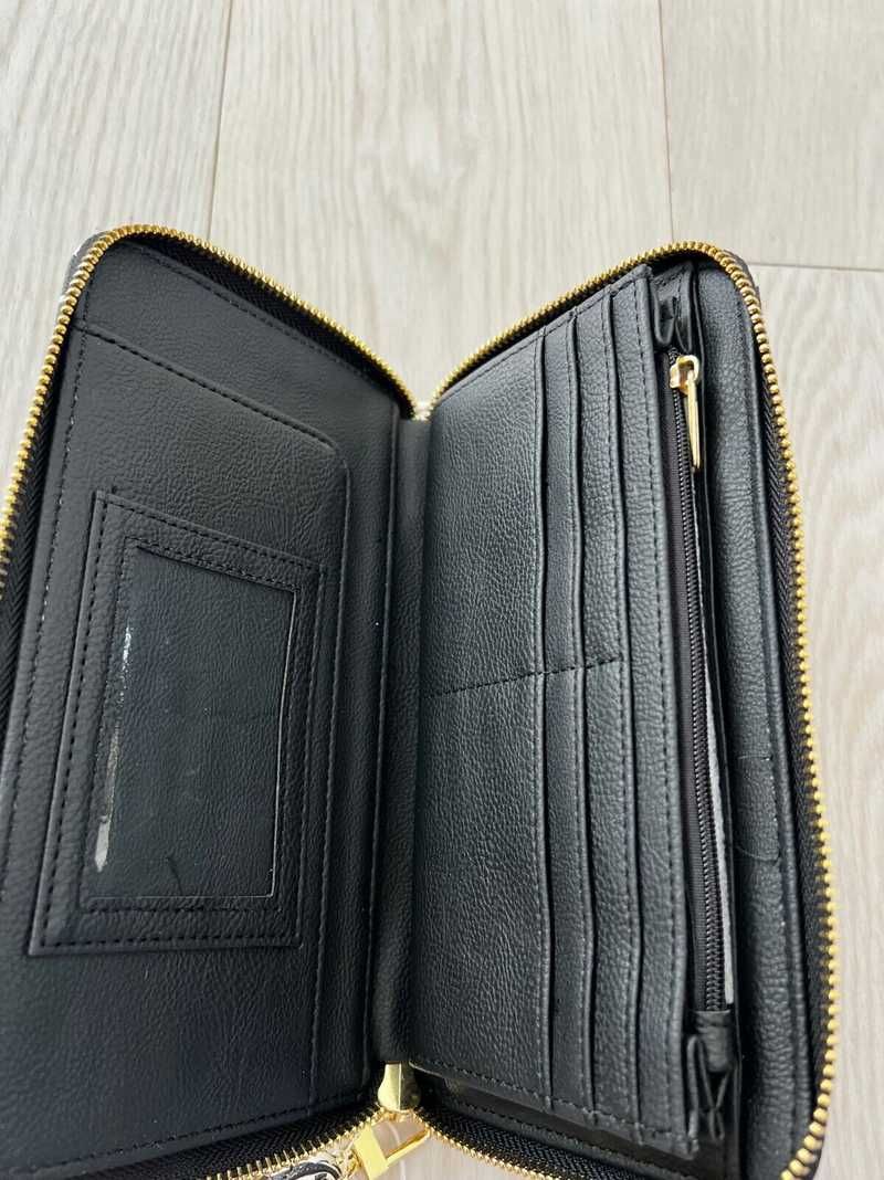 Betsey Johnson Zip Around Wristlet Bow Wallet Lips | RE:LUV sold by Betsey Johnson product image thumbnail 3