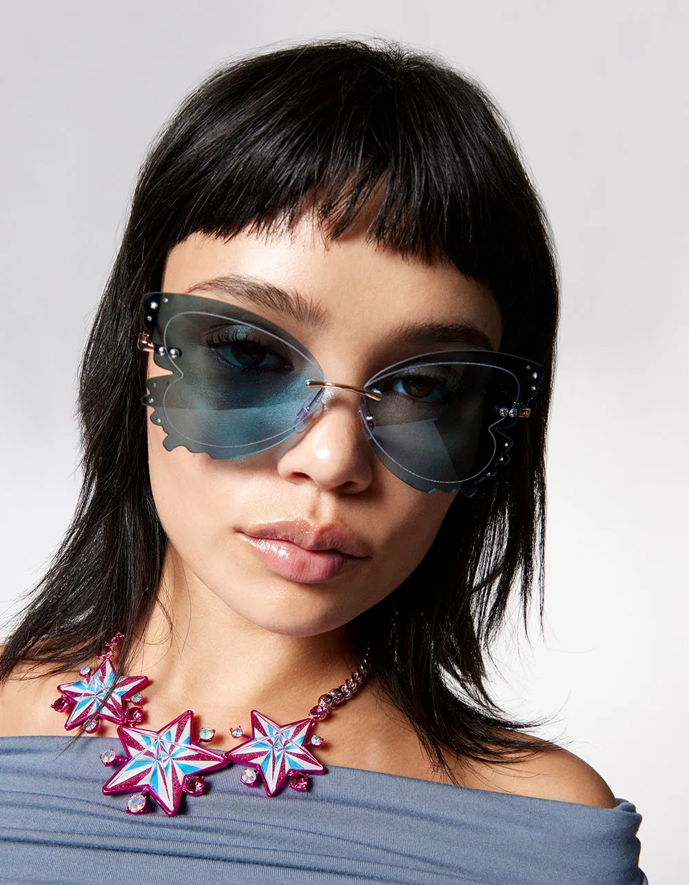 TAKE FLIGHT SUNGLASSES BLUE sold by Betsey Johnson product image thumbnail 2