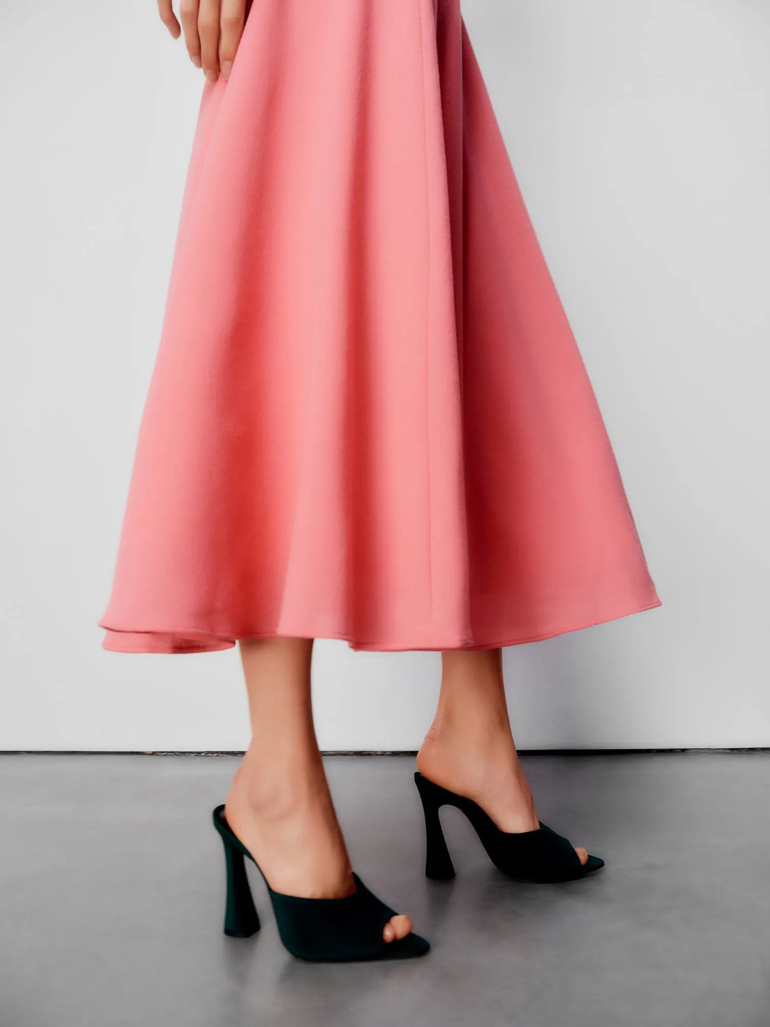 Ahana Dusty Pink Short Sleeve Dress sold by Beulah product image thumbnail 4