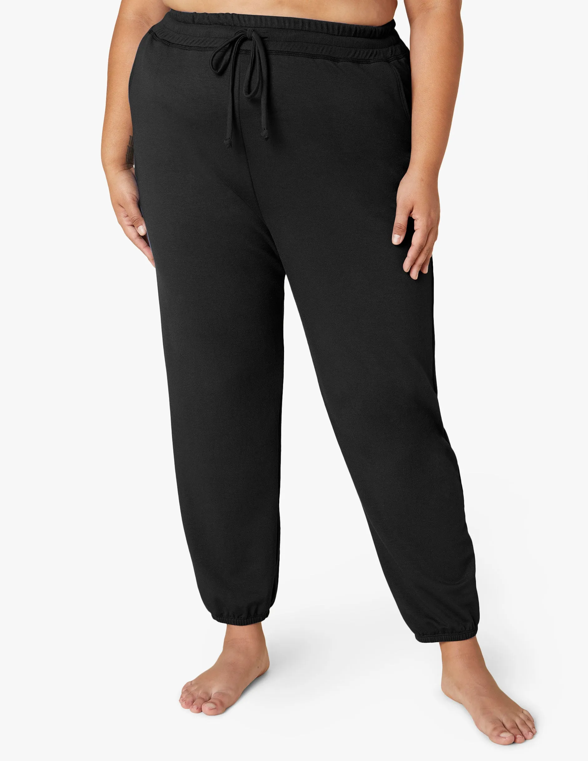 Weekender Pant sold by Beyond Yoga product image thumbnail 2