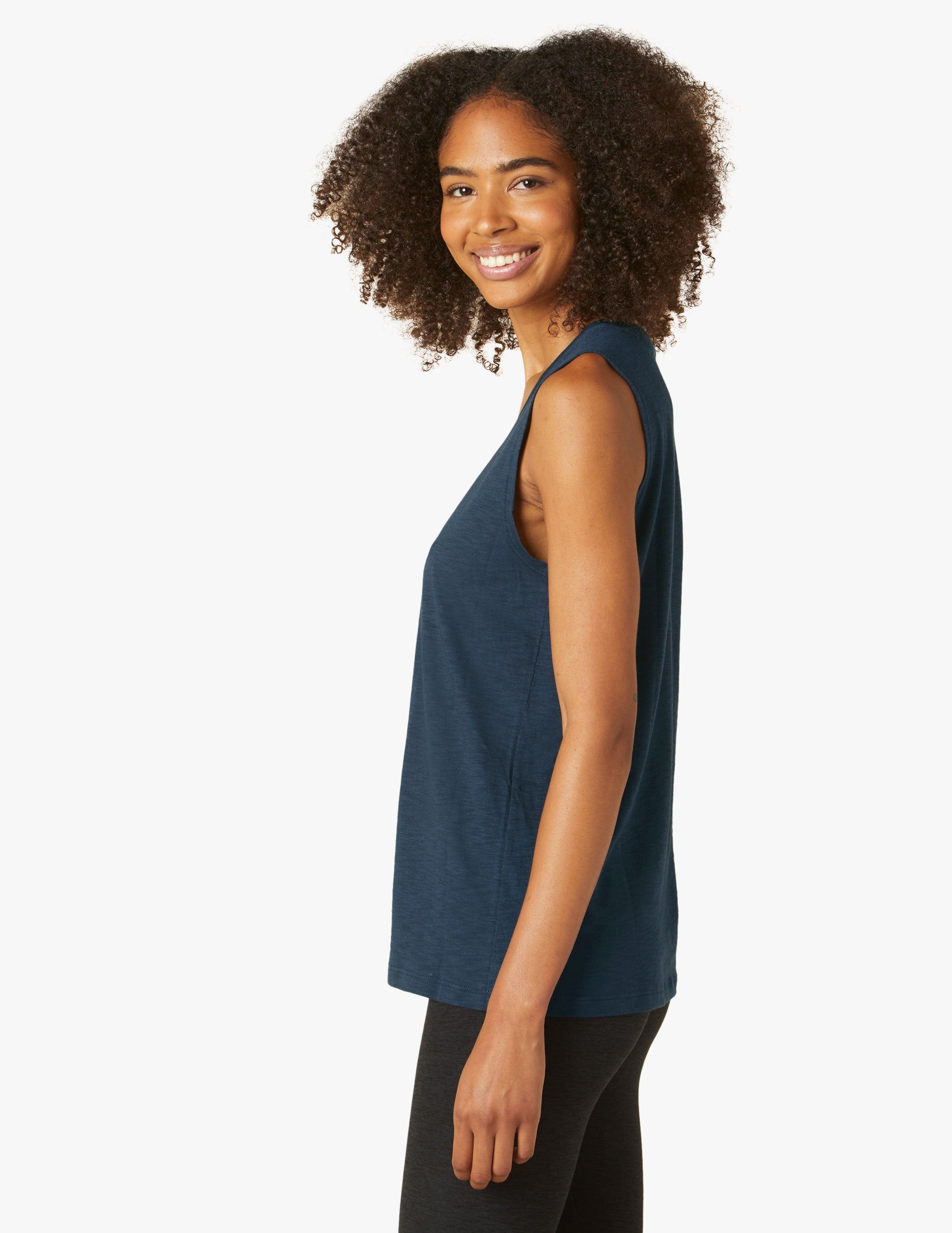 Signature Scoop Tank sold by Beyond Yoga product image thumbnail 3