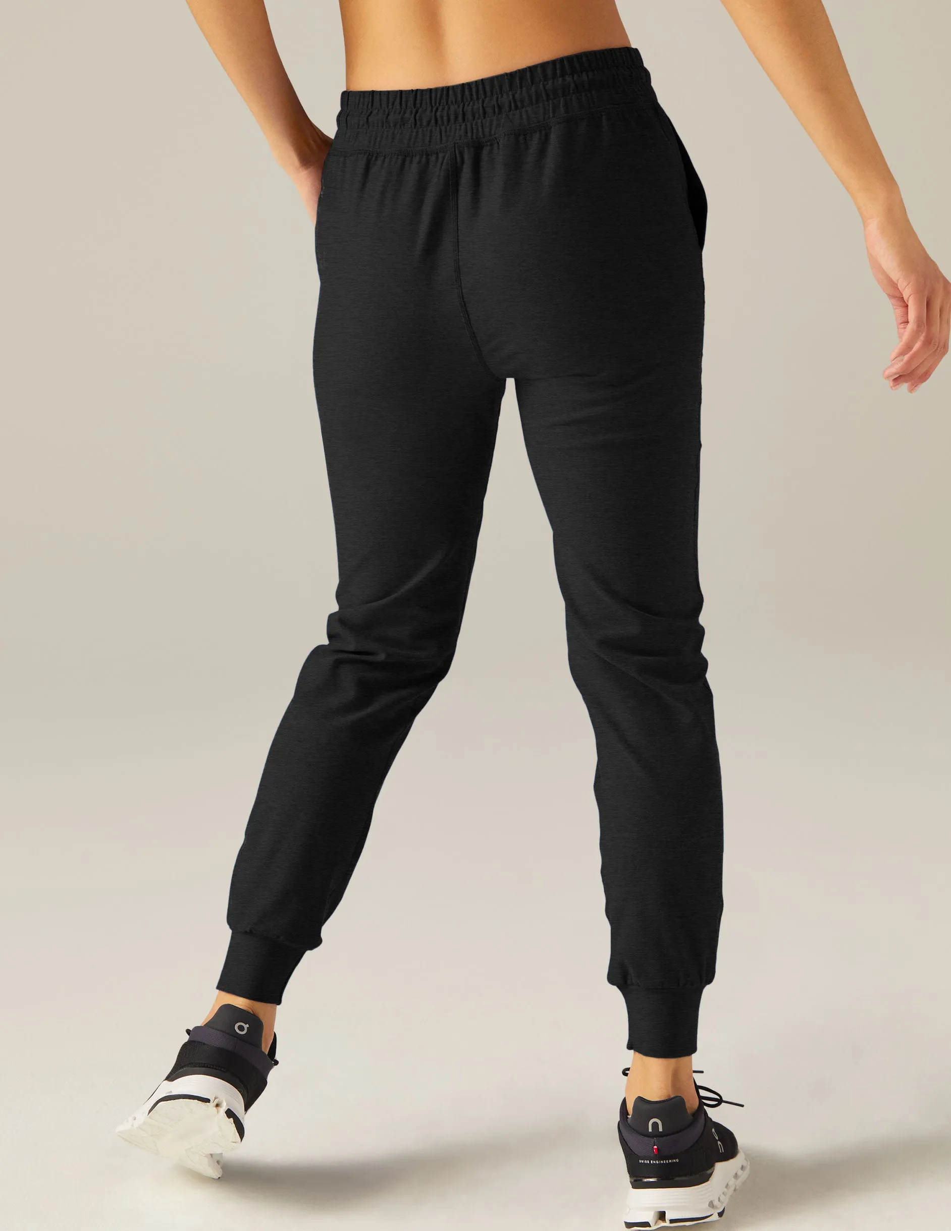 Spacedye Commuter Midi Jogger sold by Beyond Yoga product image thumbnail 2