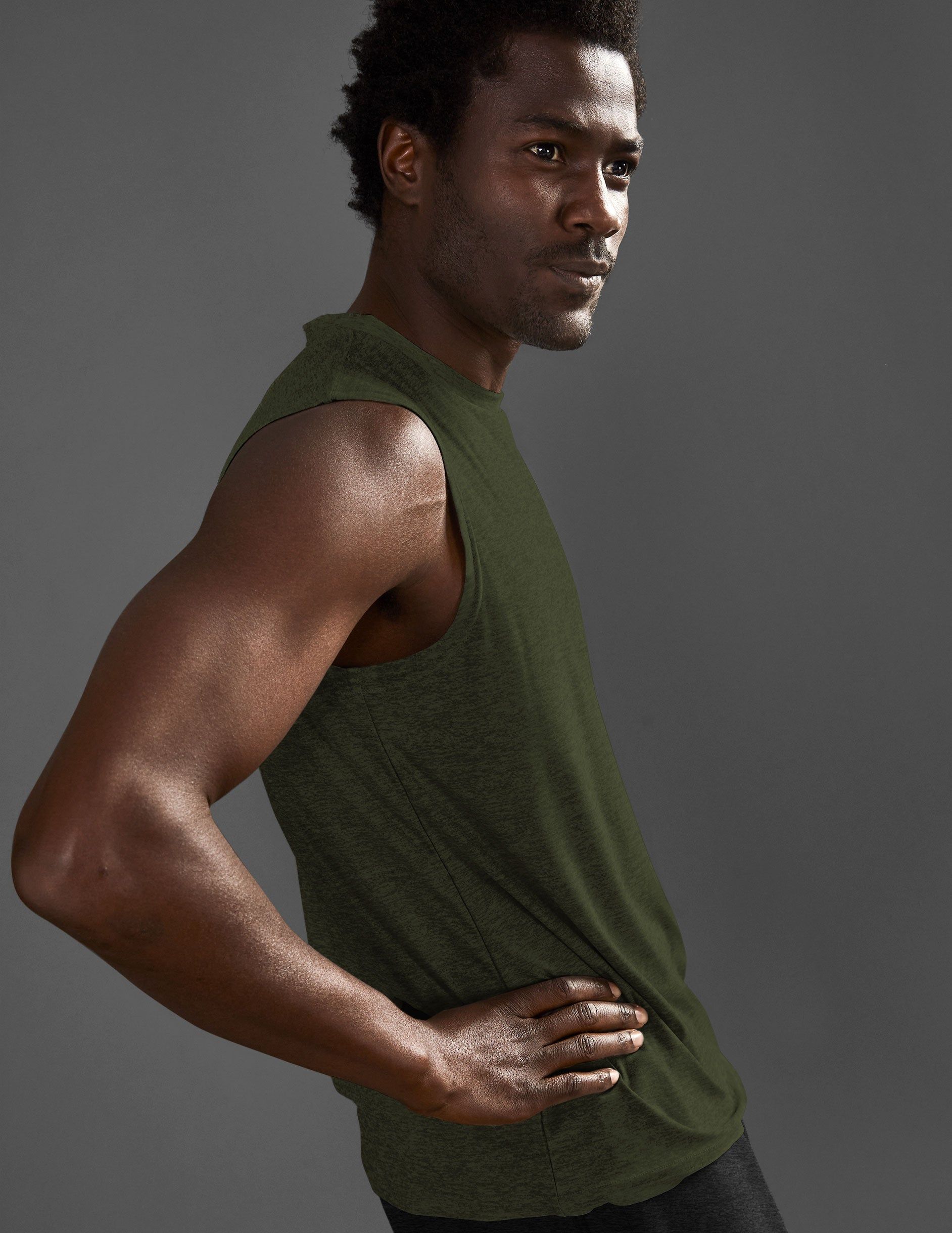 Featherweight Freeflo Men's Muscle Tank sold by Beyond Yoga product image thumbnail 2