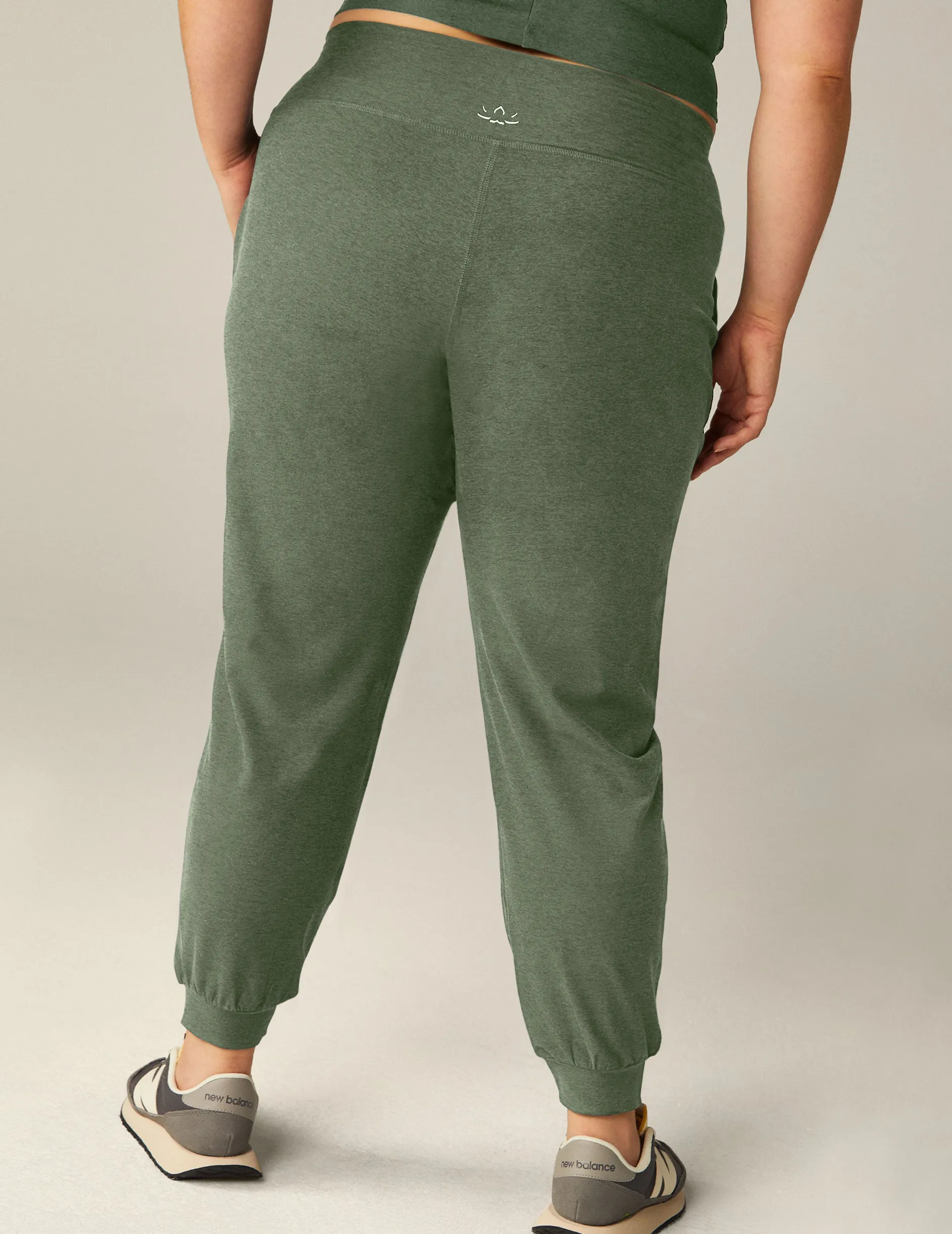 Spacedye Midi Jogger sold by Beyond Yoga product image thumbnail 2