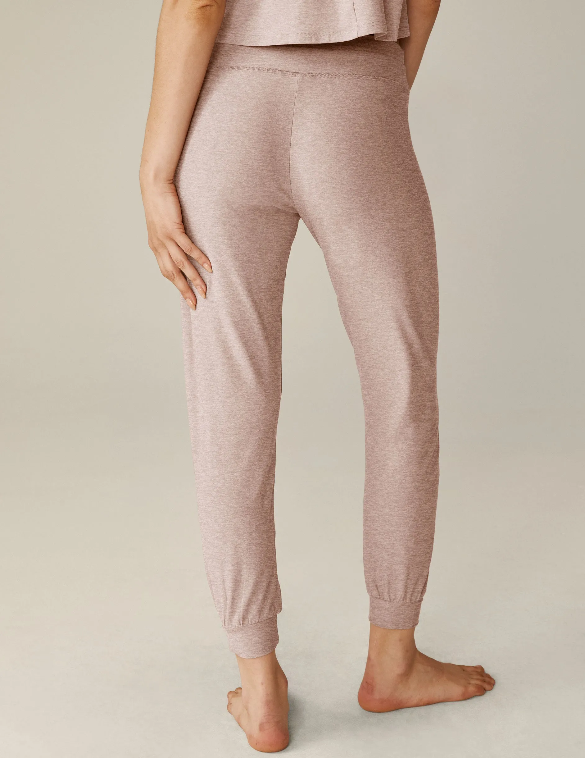 Featherweight Lounge Around Midi Jogger sold by Beyond Yoga product image thumbnail 3