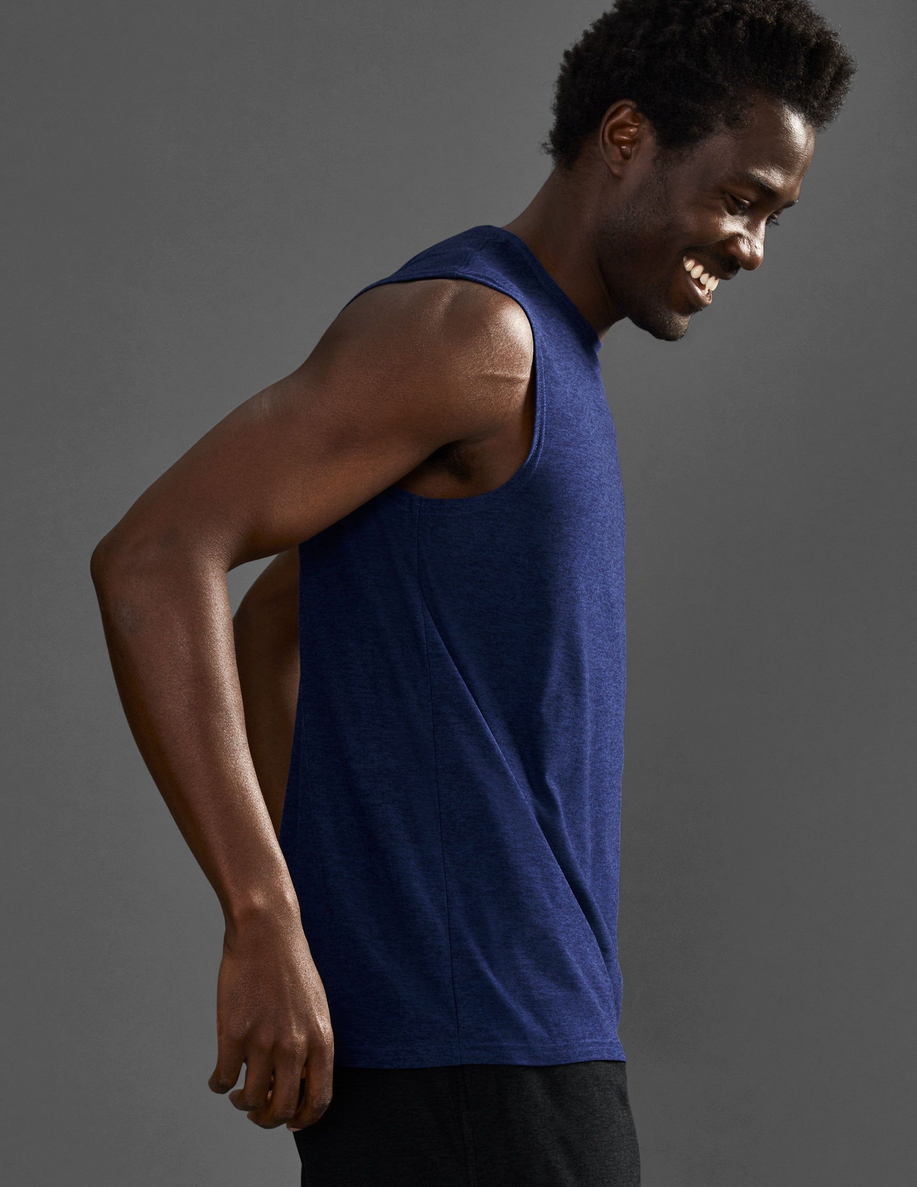 Featherweight Freeflo Men's Muscle Tank sold by Beyond Yoga product image thumbnail 2
