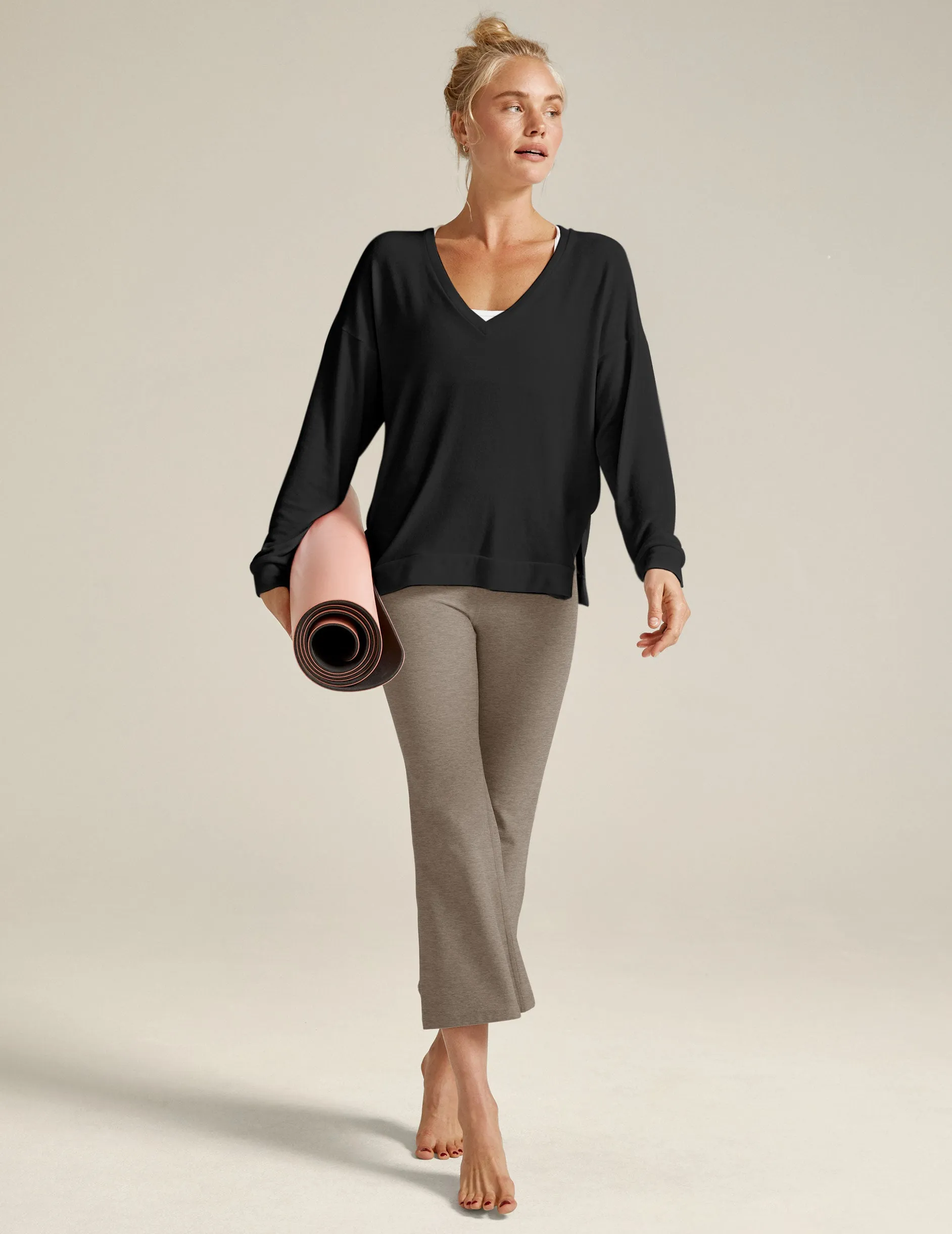 Long Weekend Lounge Pullover sold by Beyond Yoga product image thumbnail 5