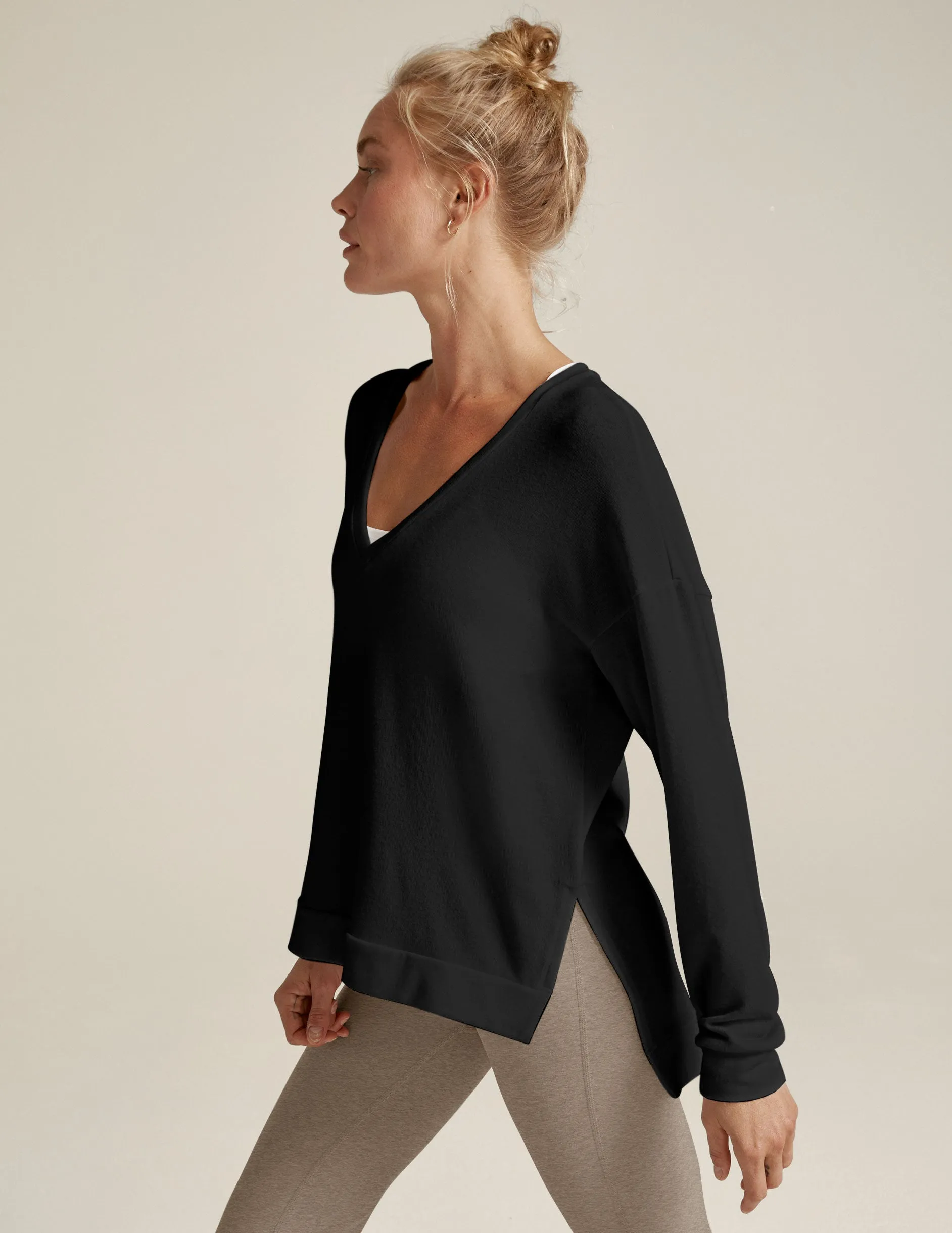 Long Weekend Lounge Pullover sold by Beyond Yoga product image thumbnail 2