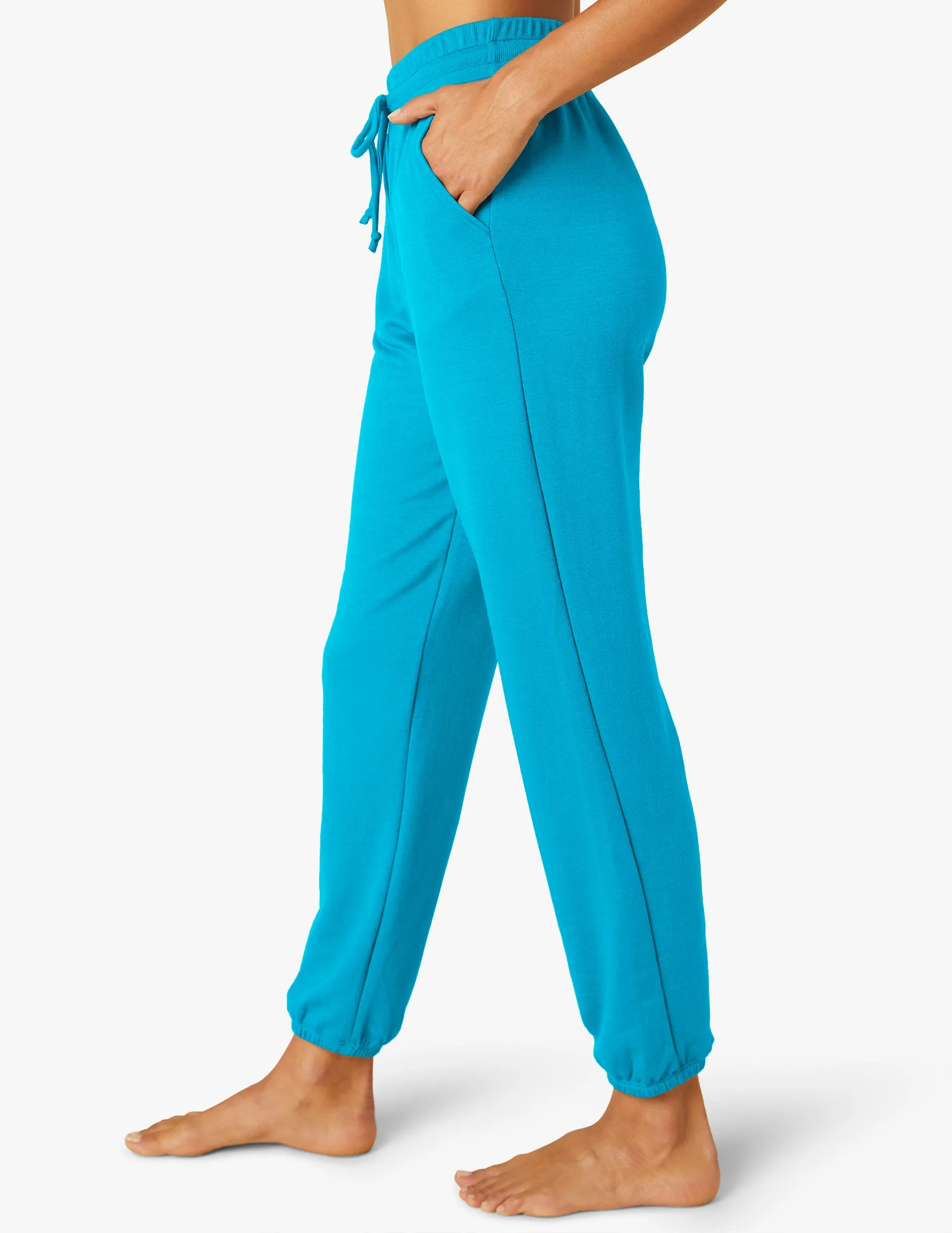 Weekender Pant sold by Beyond Yoga product image thumbnail 3